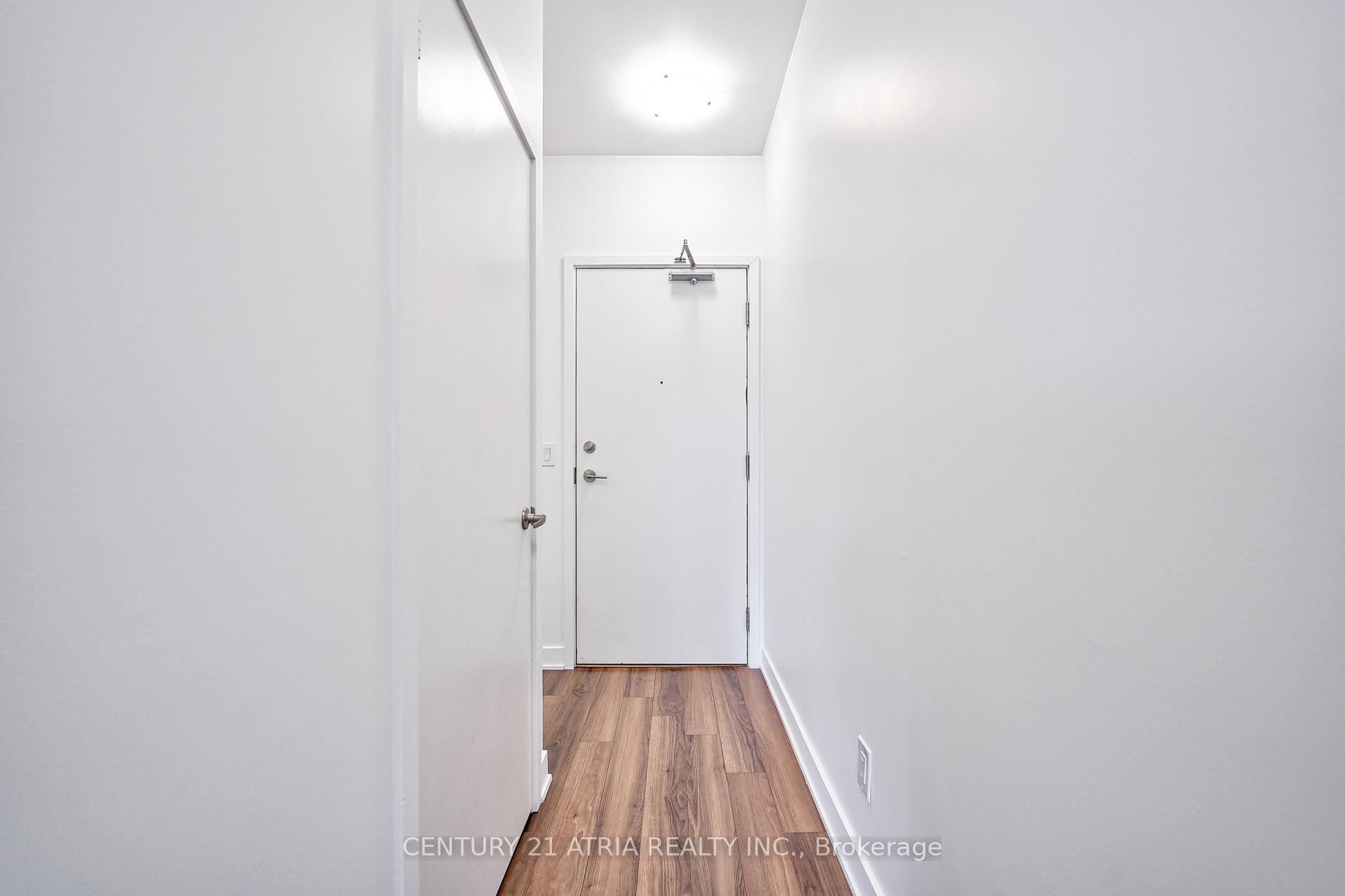 Photo 9 of Unit 1003, 210 Simcoe Street, Toronto, Kensington-Chinatown — HOMEH
