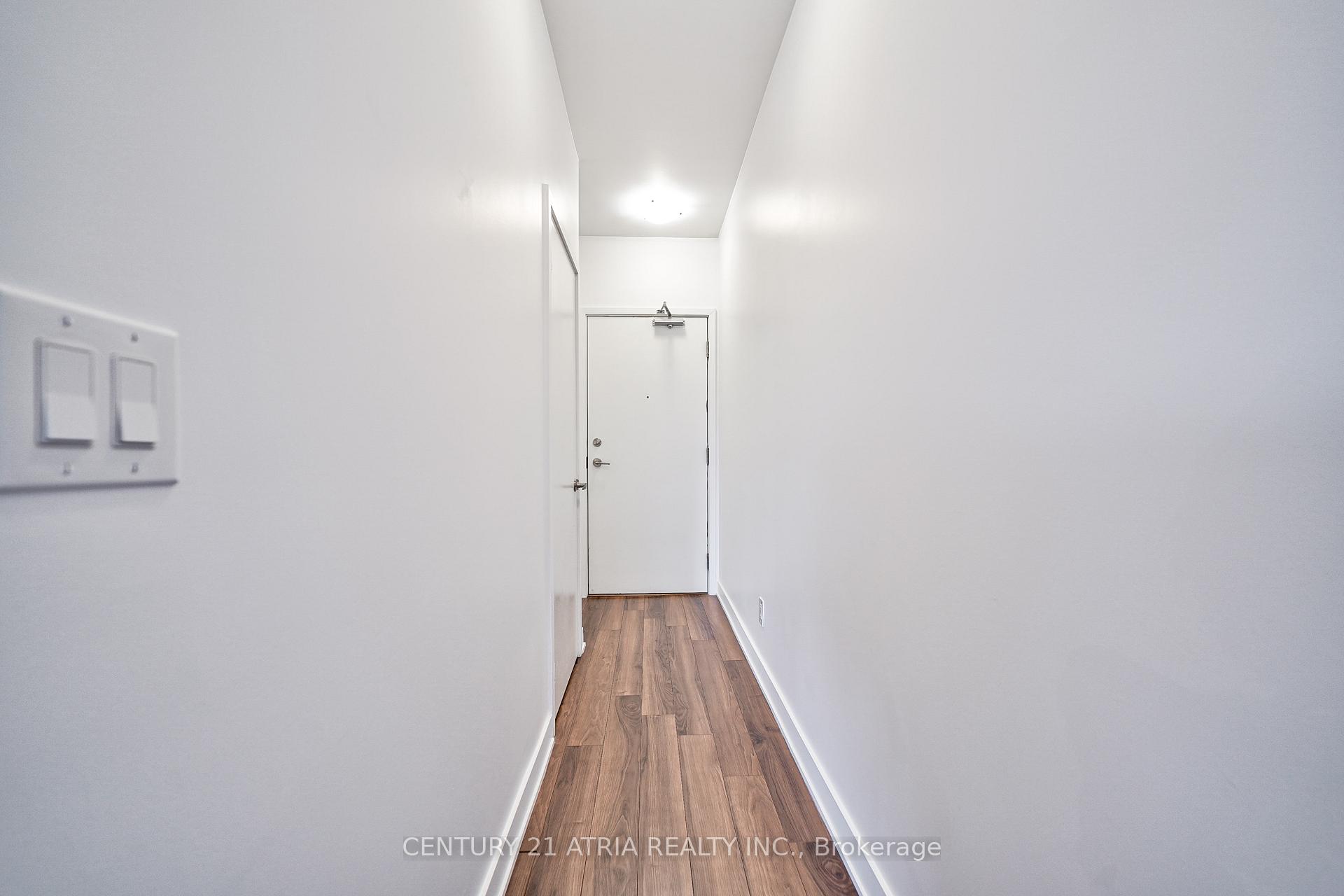 Photo 13 of Unit 1003, 210 Simcoe Street, Toronto, Kensington-Chinatown — HOMEH