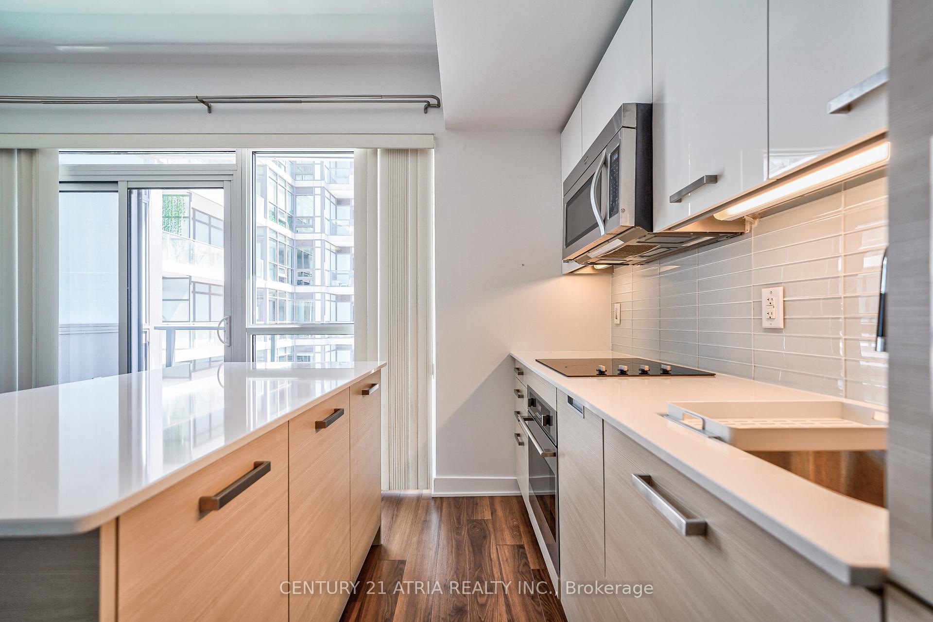 Photo 17 of Unit 1003, 210 Simcoe Street, Toronto, Kensington-Chinatown — HOMEH