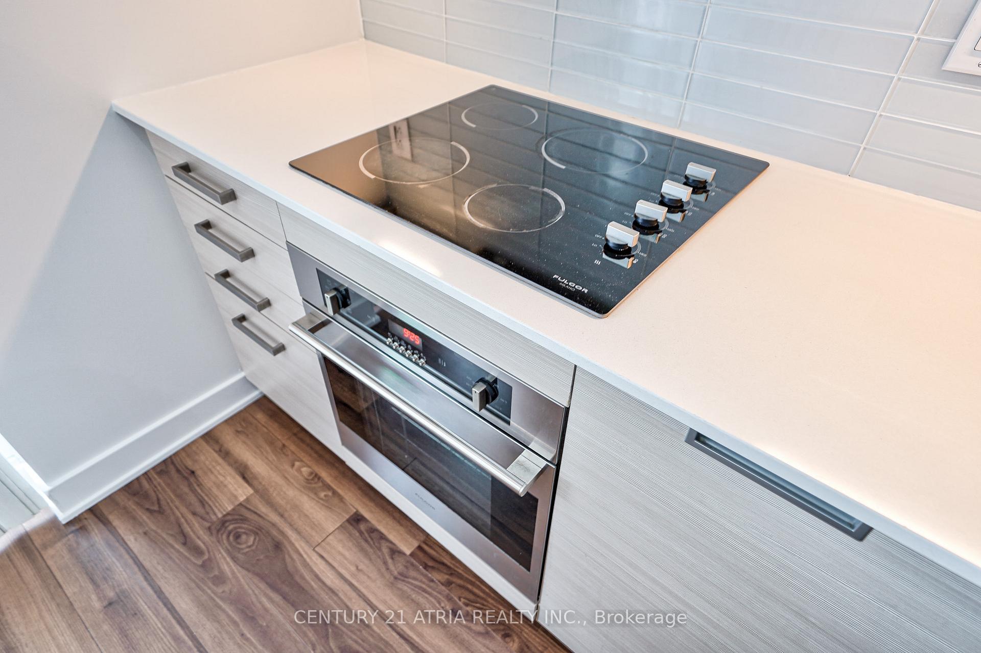 Photo 19 of Unit 1003, 210 Simcoe Street, Toronto, Kensington-Chinatown — HOMEH
