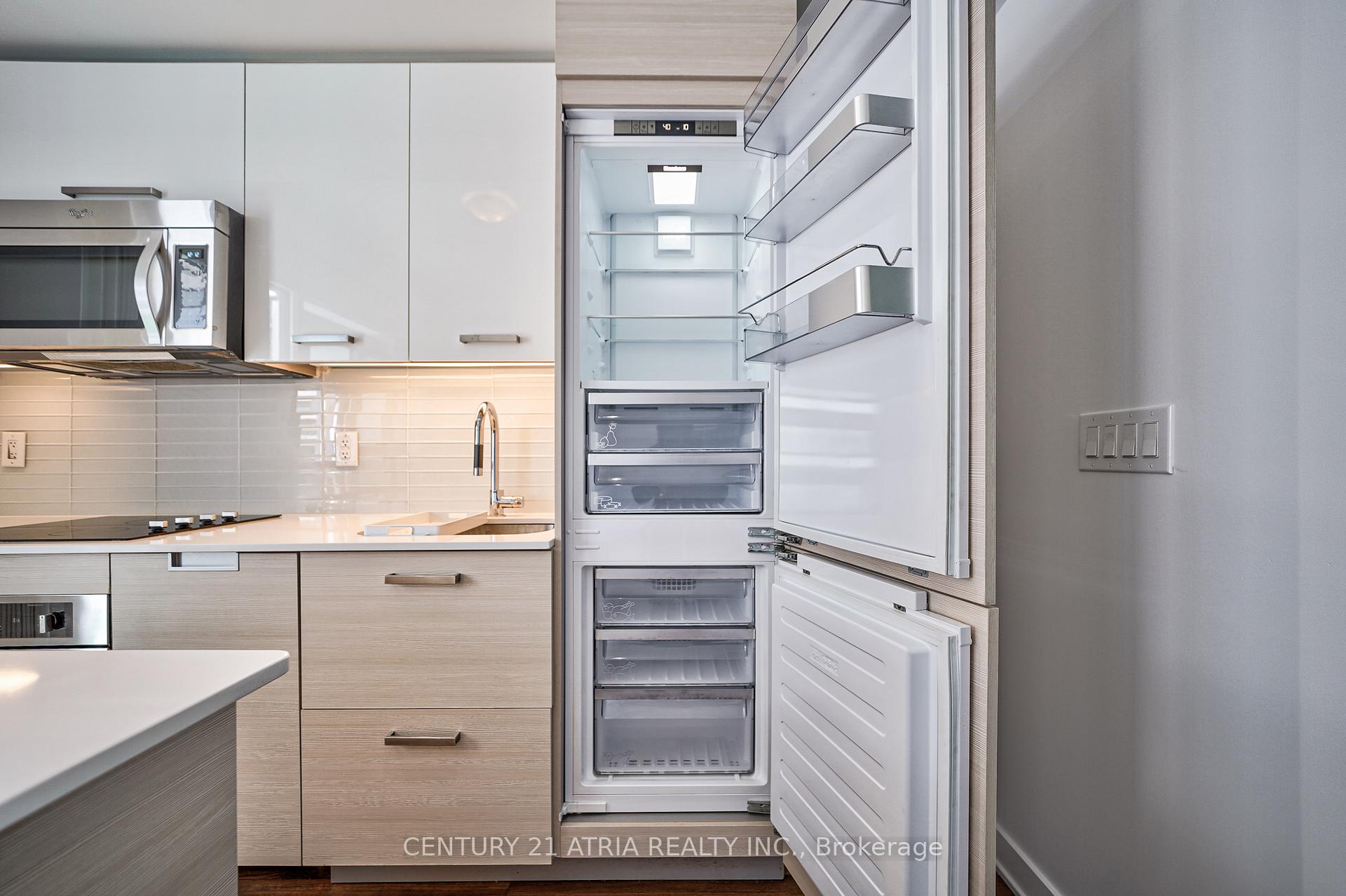Photo 20 of Unit 1003, 210 Simcoe Street, Toronto, Kensington-Chinatown — HOMEH