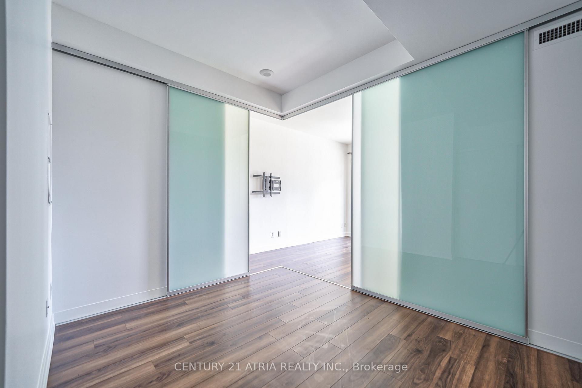 Photo 24 of Unit 1003, 210 Simcoe Street, Toronto, Kensington-Chinatown — HOMEH