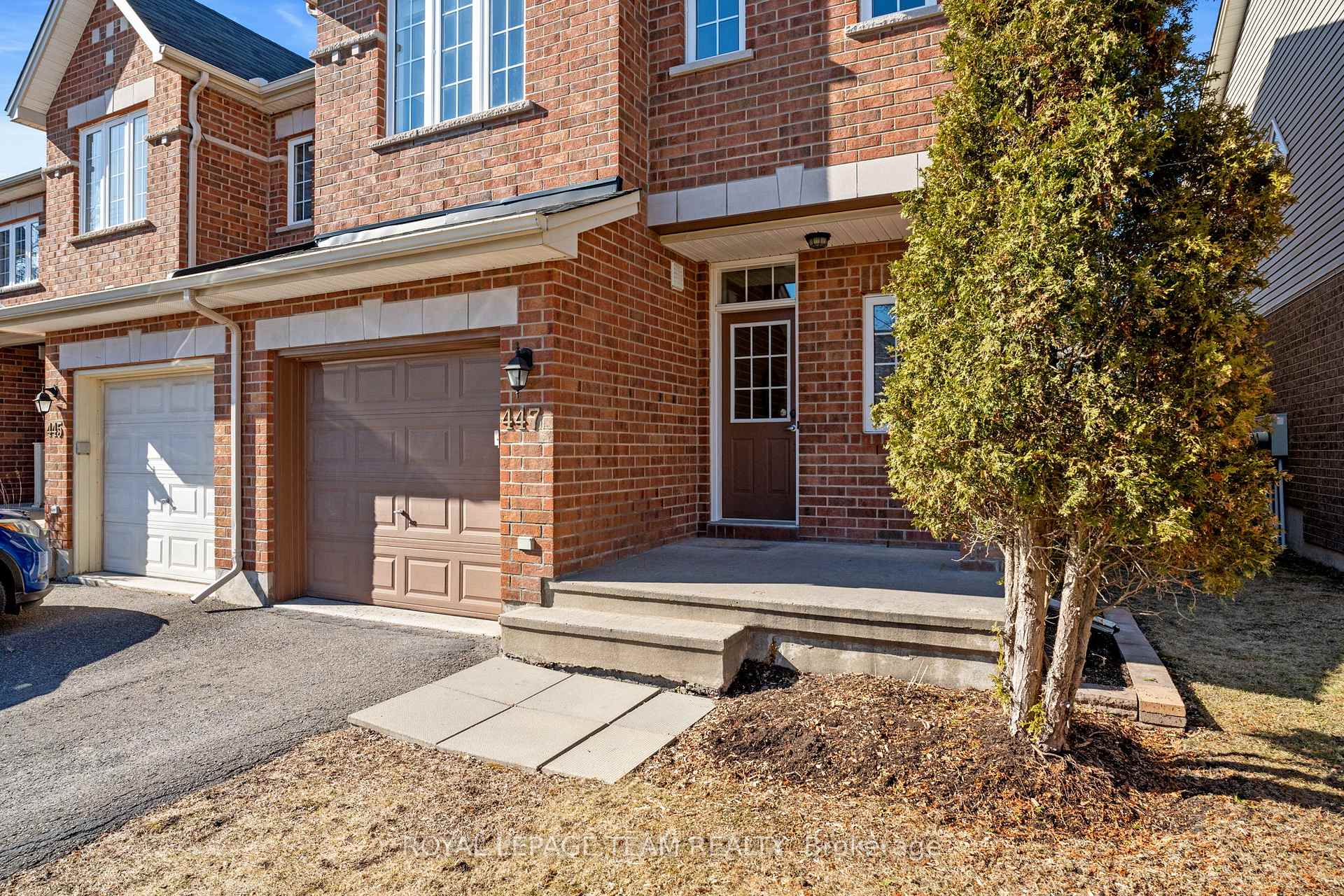 Photo 3 of 447 Grey Seal Circle, Ottawa, Riverside South/Gloucester Glen — HOMEH