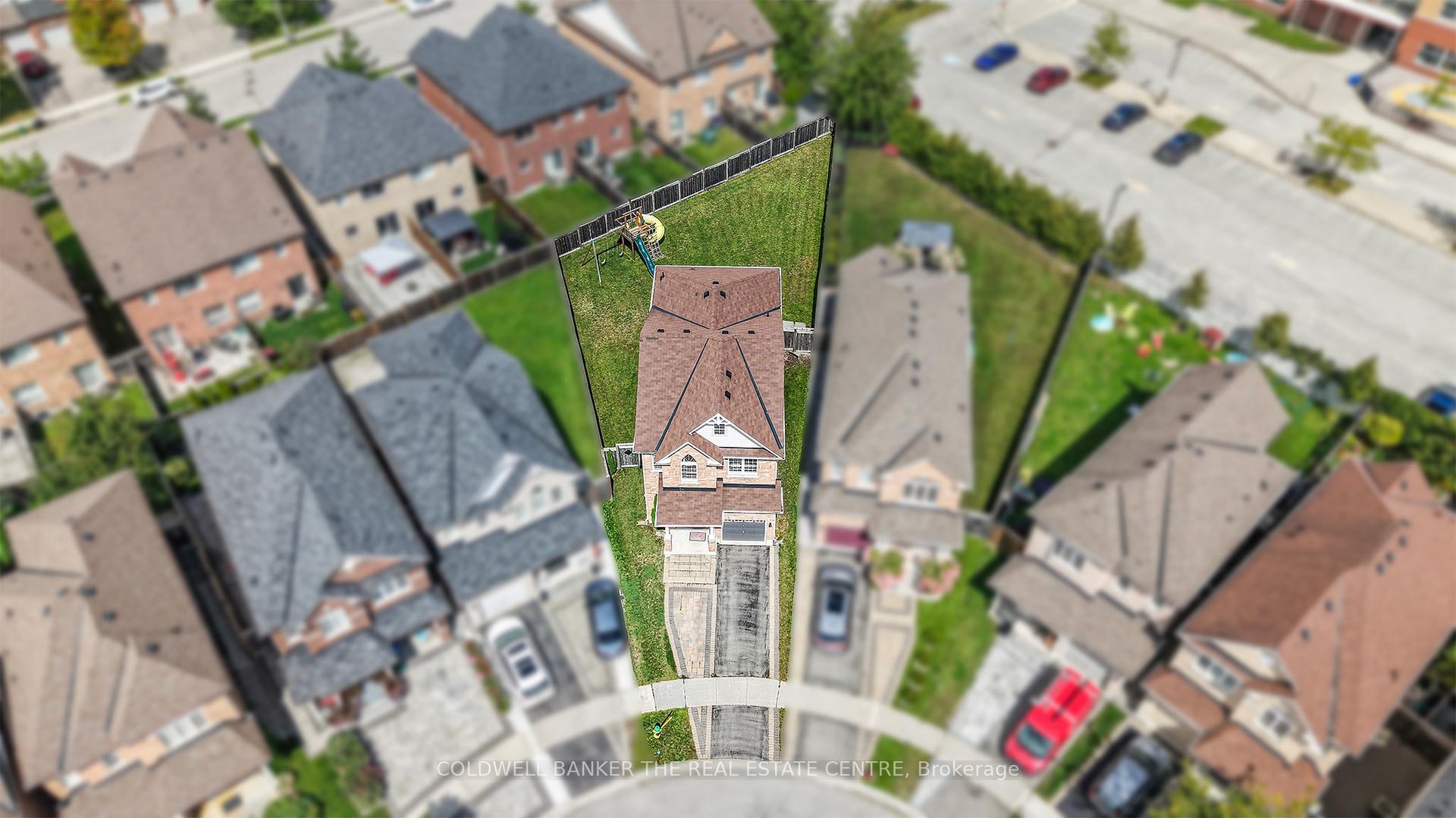 Photo of 18 Herefordshire Crescent