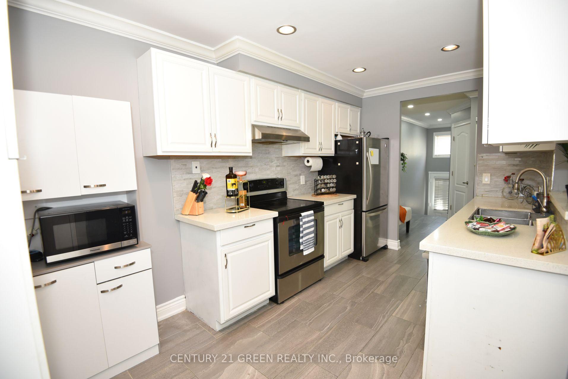 Photo 17 of Unit 306, 1400 The Esplanade N, Pickering, Town Centre — HOMEH