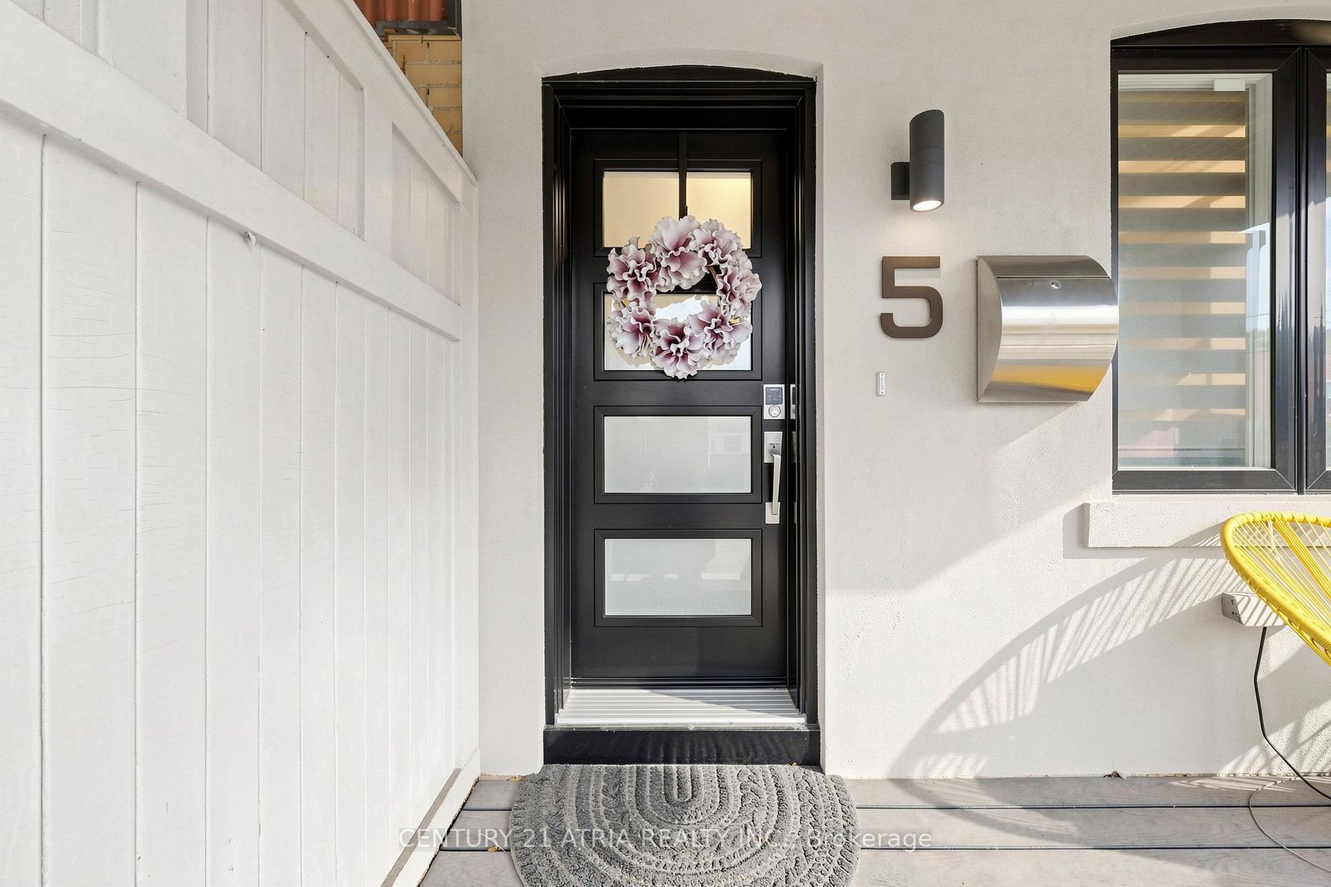 Photo 4 of 5 Bertmount Avenue, Toronto, South Riverdale — HOMEH