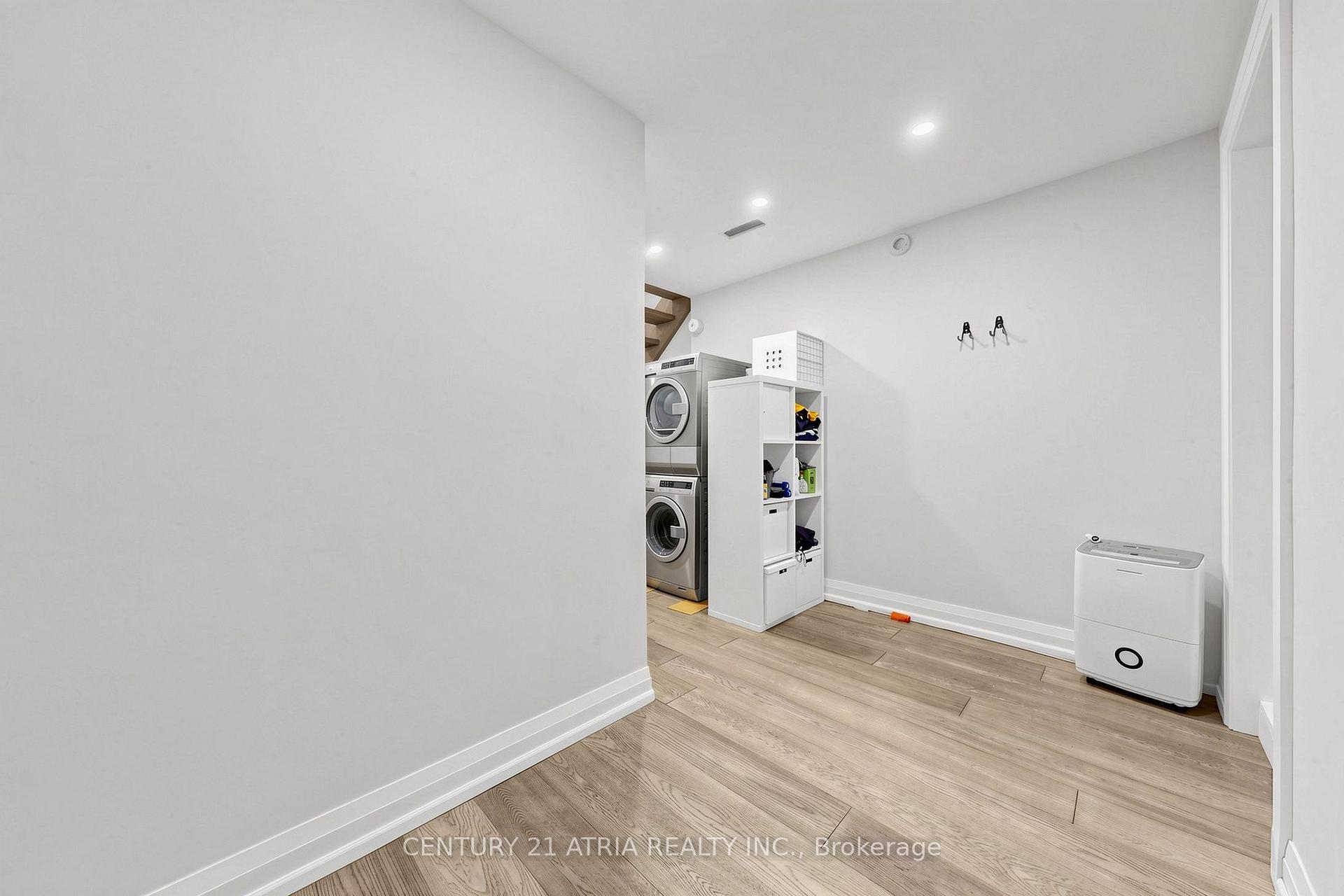 Photo 35 of 5 Bertmount Avenue, Toronto, South Riverdale — HOMEH