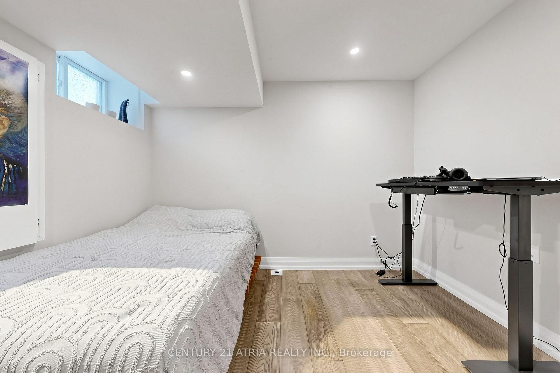 Photo 37 of 5 Bertmount Avenue, Toronto, South Riverdale — HOMEH