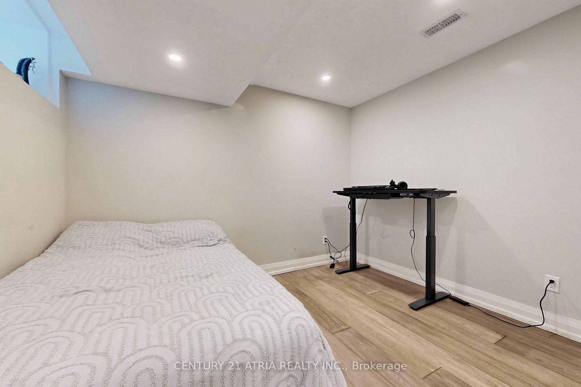 Photo 38 of 5 Bertmount Avenue, Toronto, South Riverdale — HOMEH