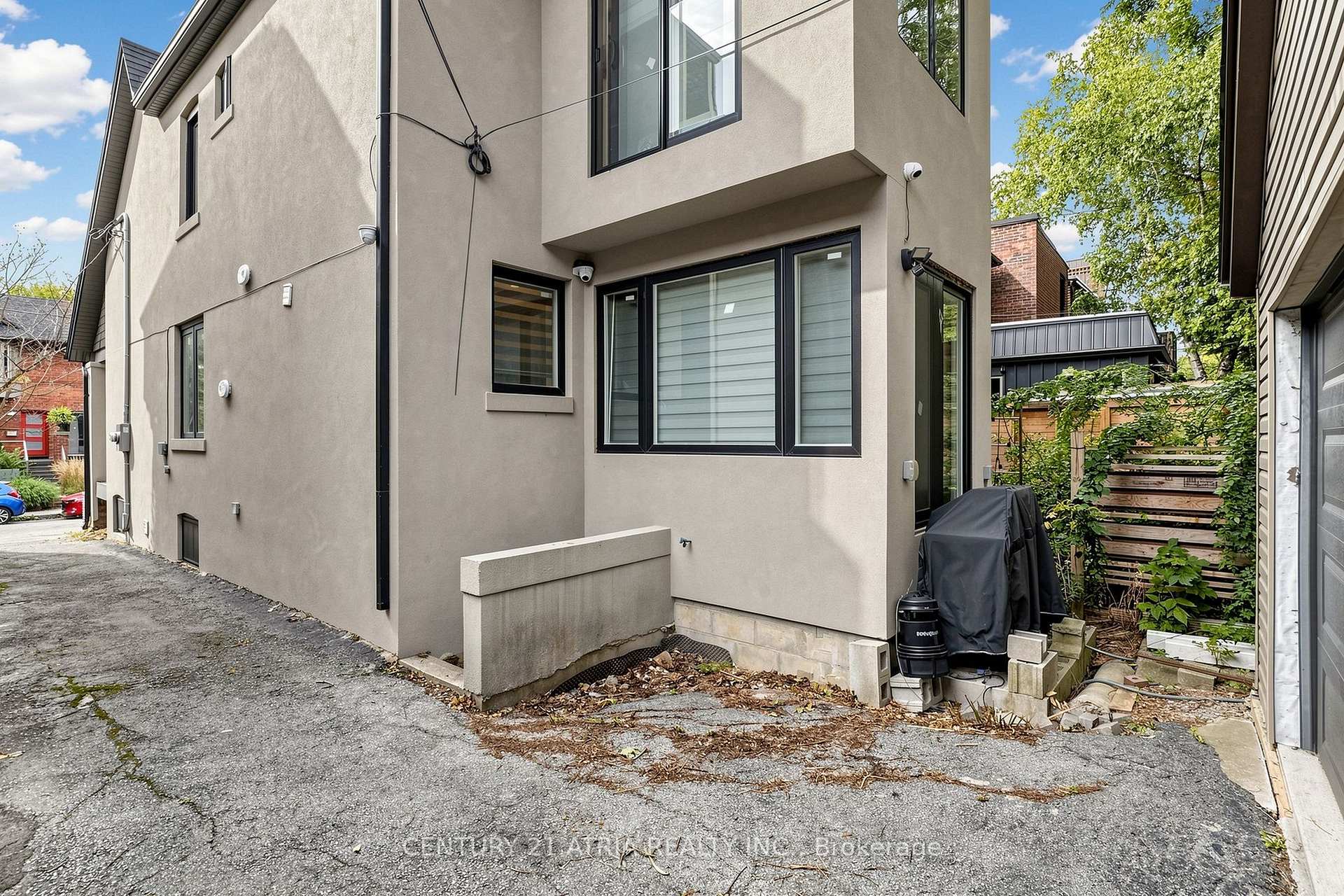 Photo 41 of 5 Bertmount Avenue, Toronto, South Riverdale — HOMEH