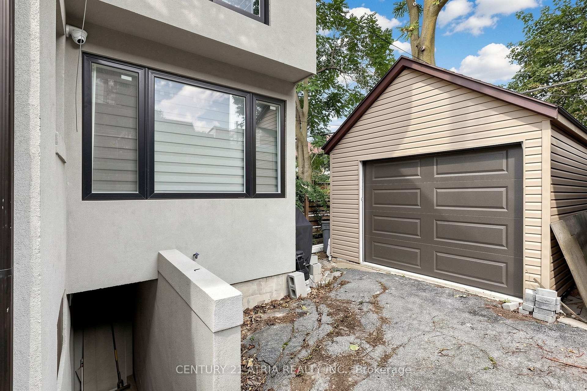 Photo 43 of 5 Bertmount Avenue, Toronto, South Riverdale — HOMEH