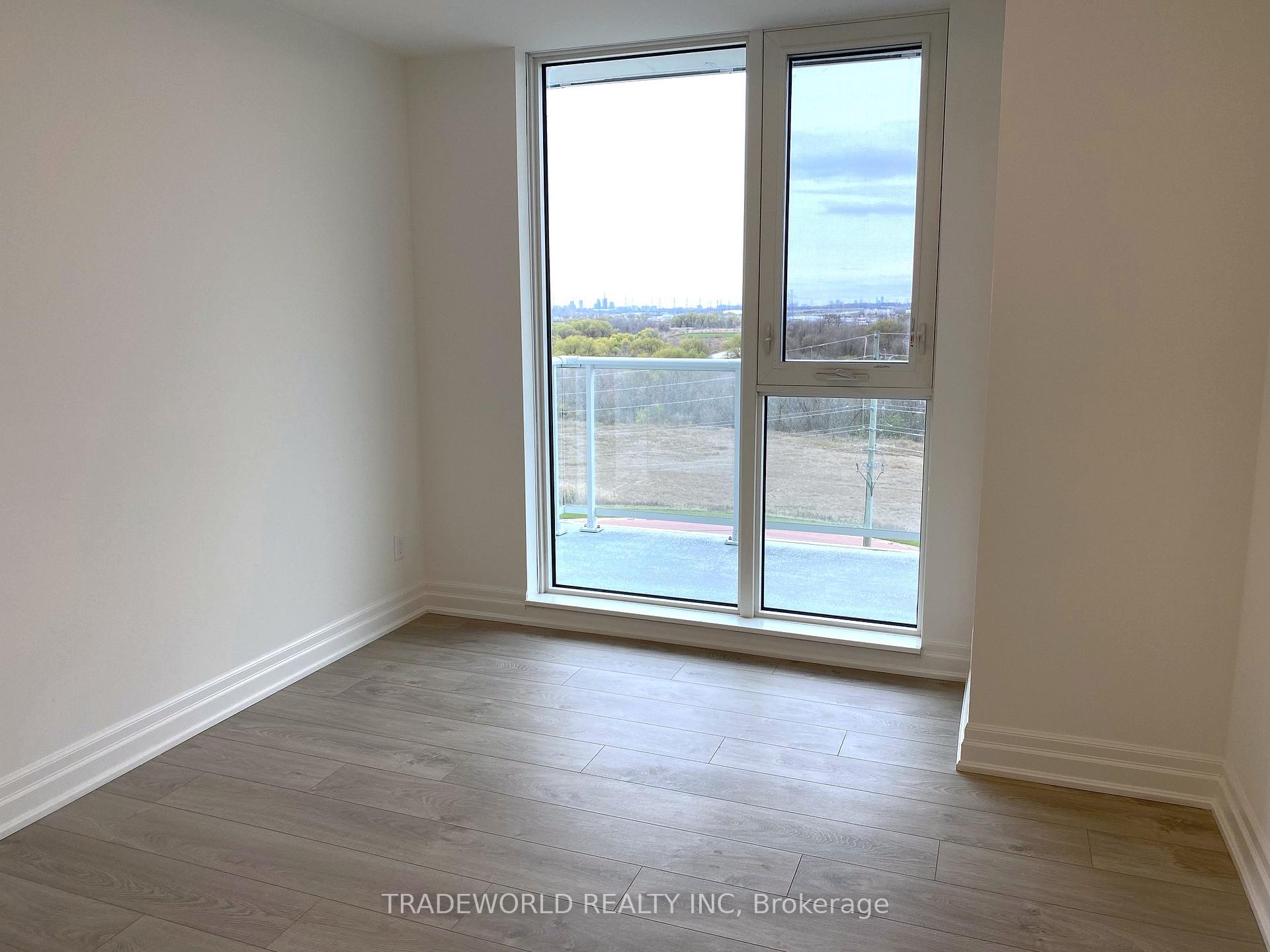 Photo 5 of Unit 820, 10 Rouge Valley Drive W, Markham, Unionville — HOMEH