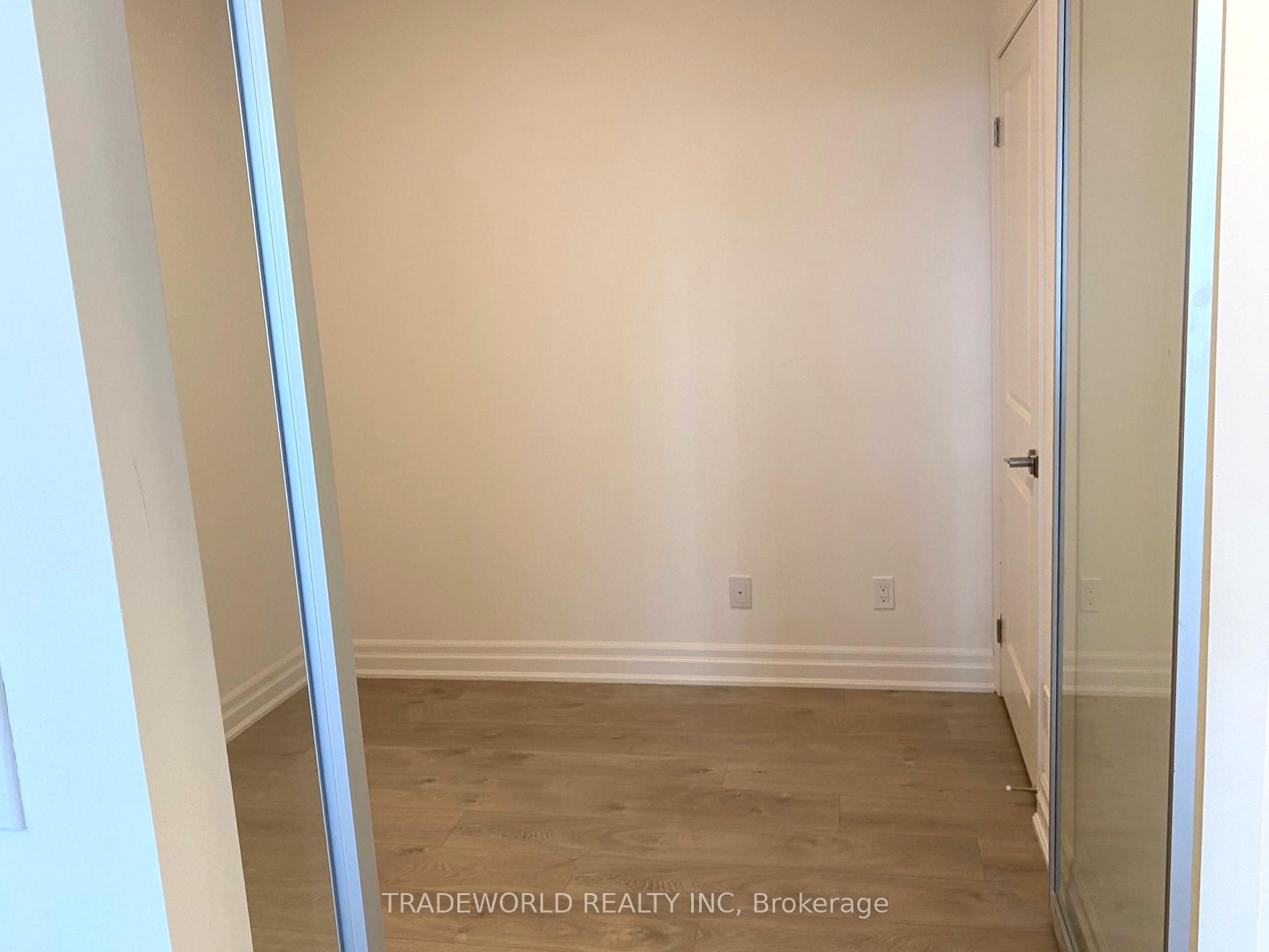 Photo 6 of Unit 820, 10 Rouge Valley Drive W, Markham, Unionville — HOMEH