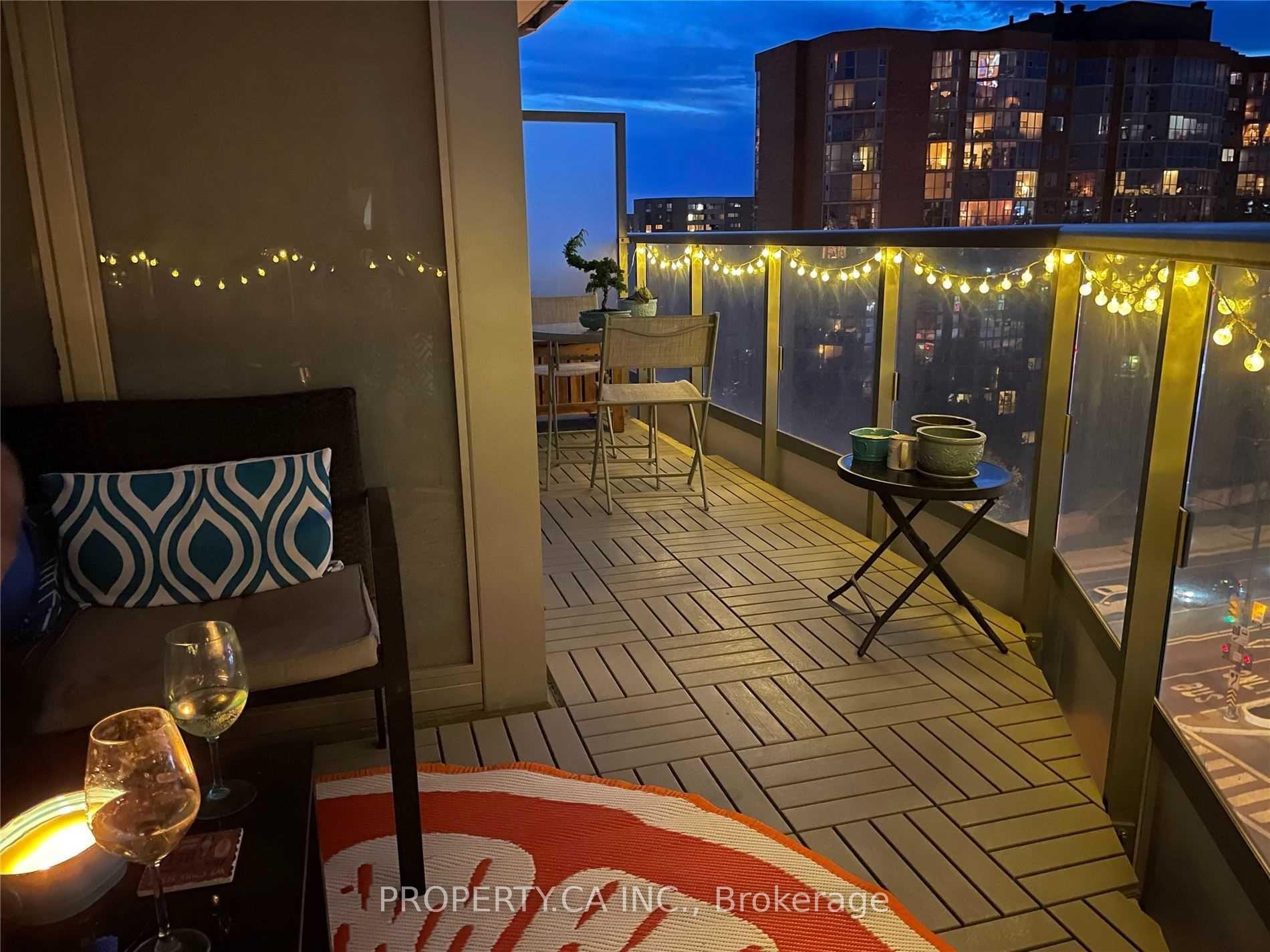 Photo 11 of Unit 906, 9471 Yonge Street, Richmond Hill, Observatory — HOMEH