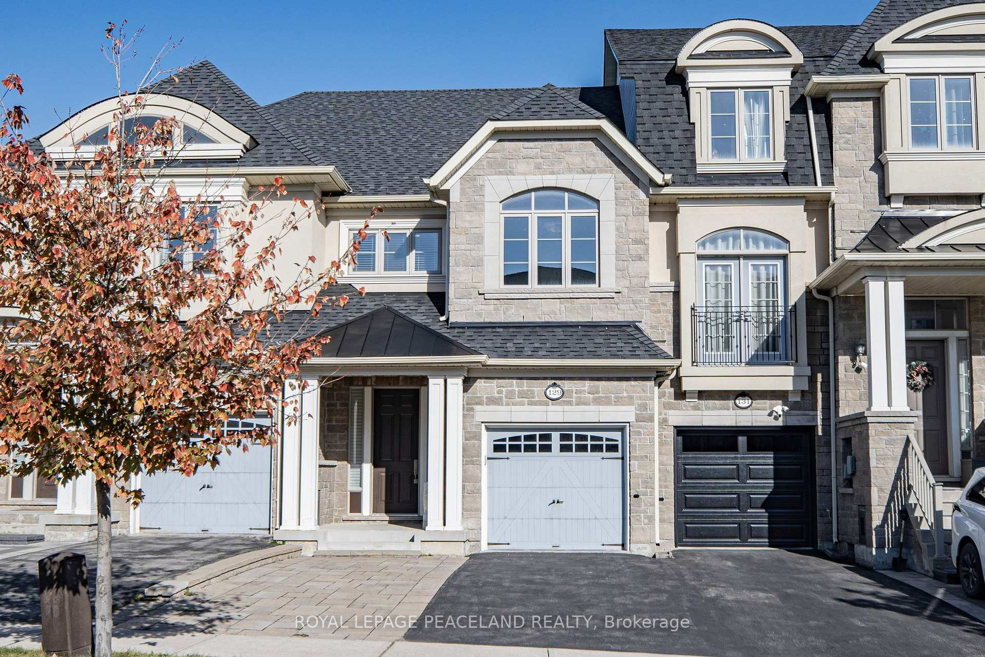 Photo 2 of 129 Lacewood Drive, Richmond Hill, Westbrook — HOMEH