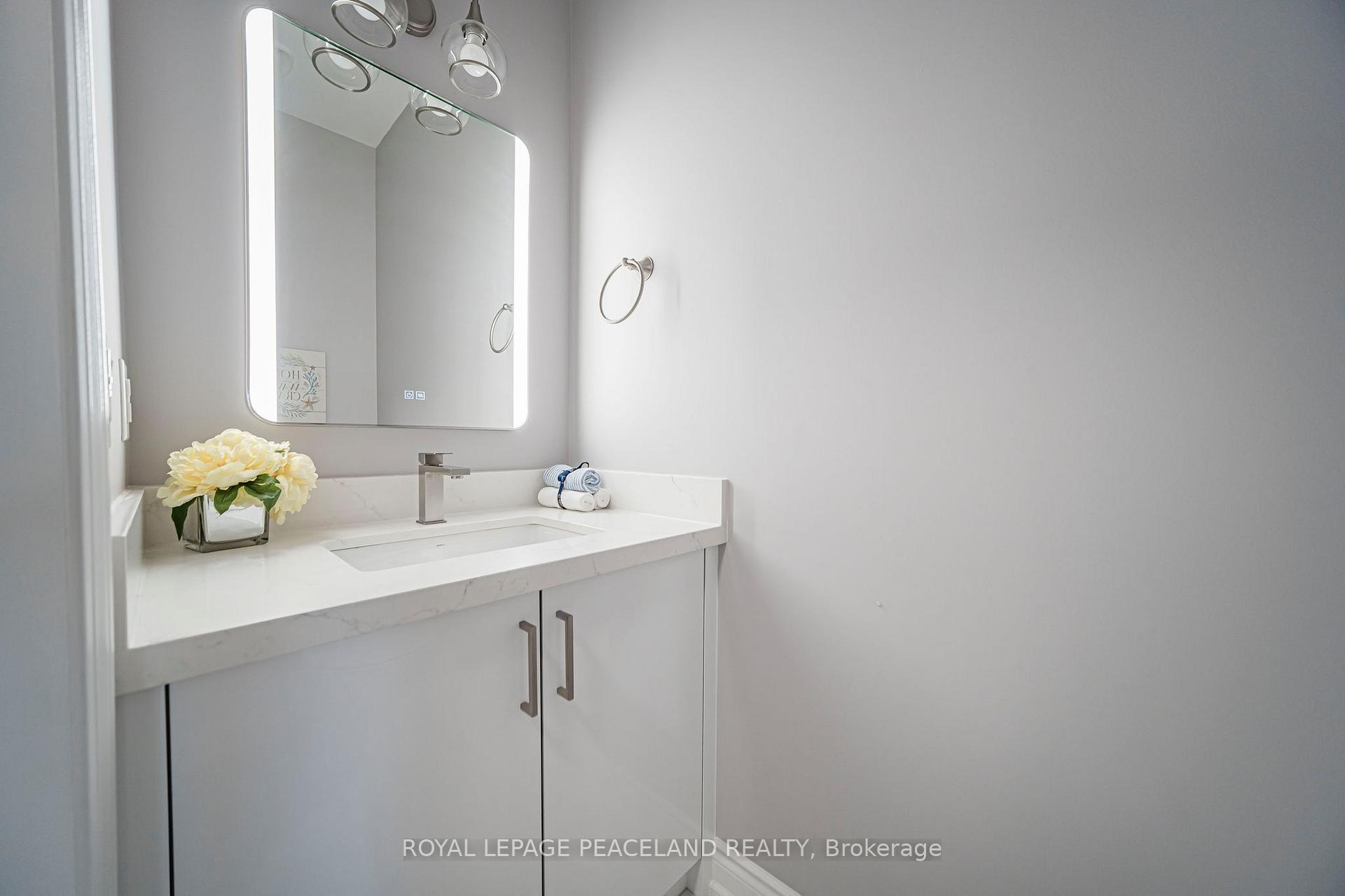 Photo 7 of 129 Lacewood Drive, Richmond Hill, Westbrook — HOMEH