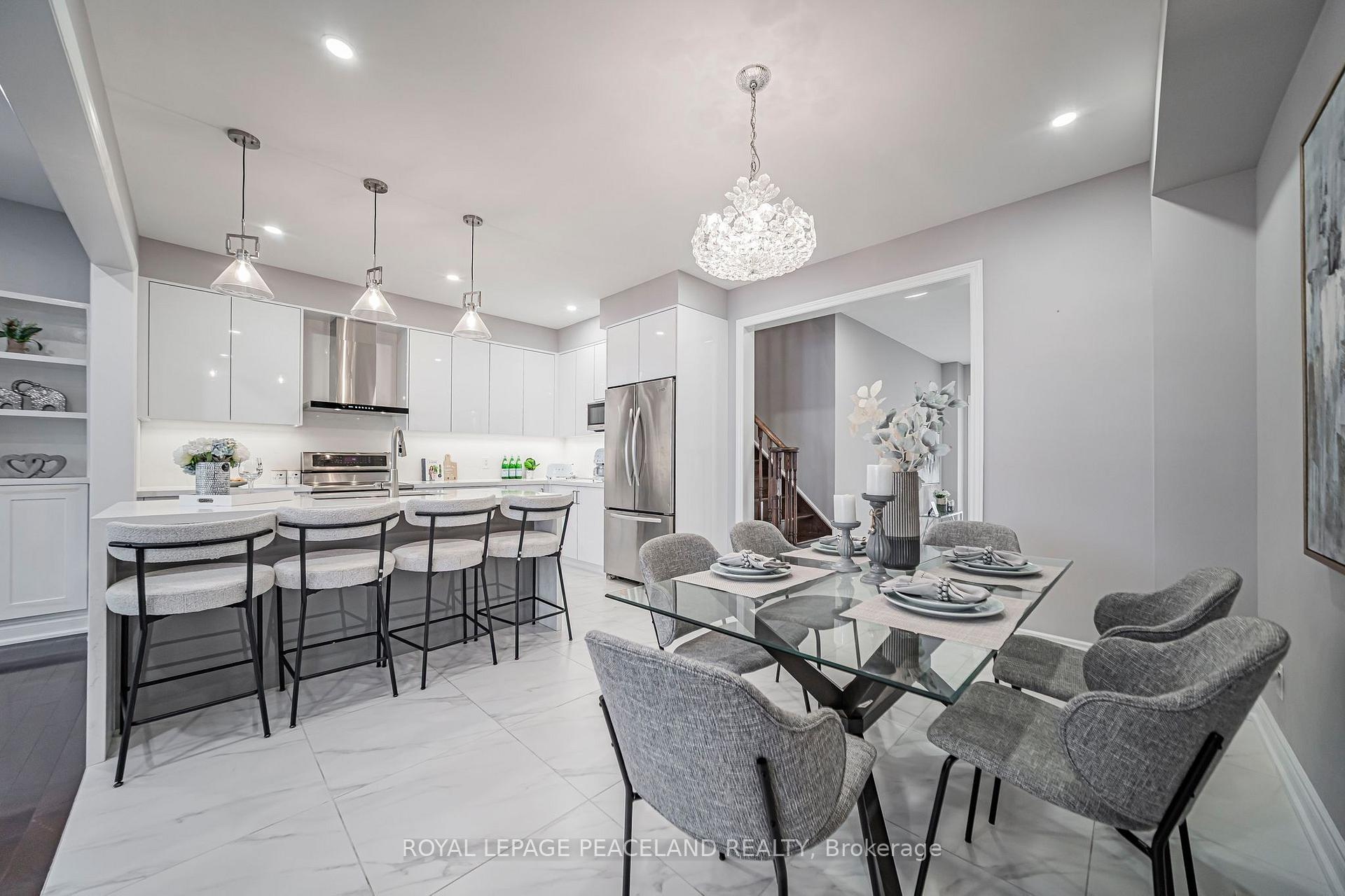 Photo 11 of 129 Lacewood Drive, Richmond Hill, Westbrook — HOMEH