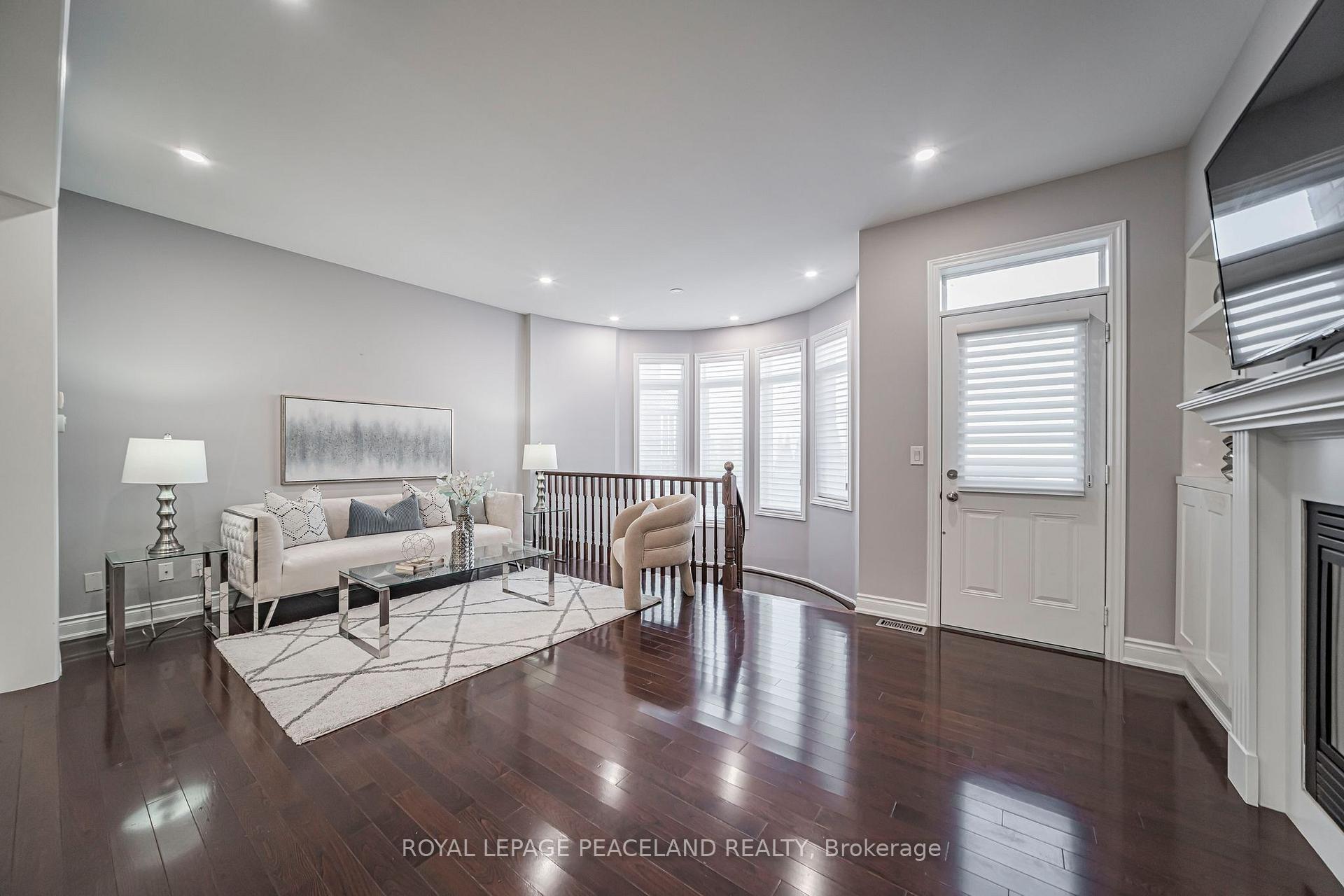 Photo 19 of 129 Lacewood Drive, Richmond Hill, Westbrook — HOMEH