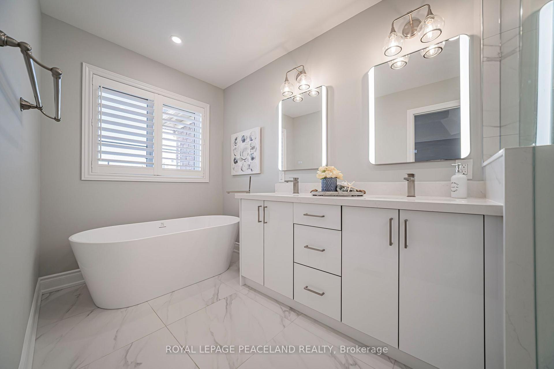 Photo 29 of 129 Lacewood Drive, Richmond Hill, Westbrook — HOMEH