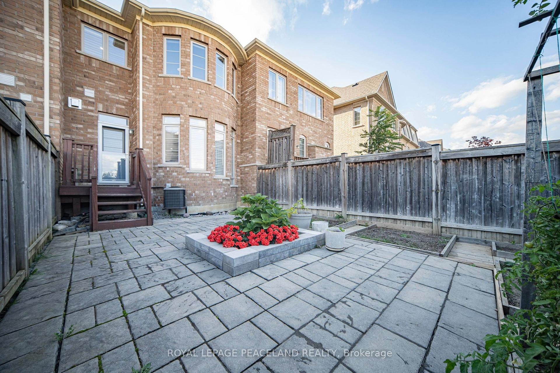 Photo 46 of 129 Lacewood Drive, Richmond Hill, Westbrook — HOMEH