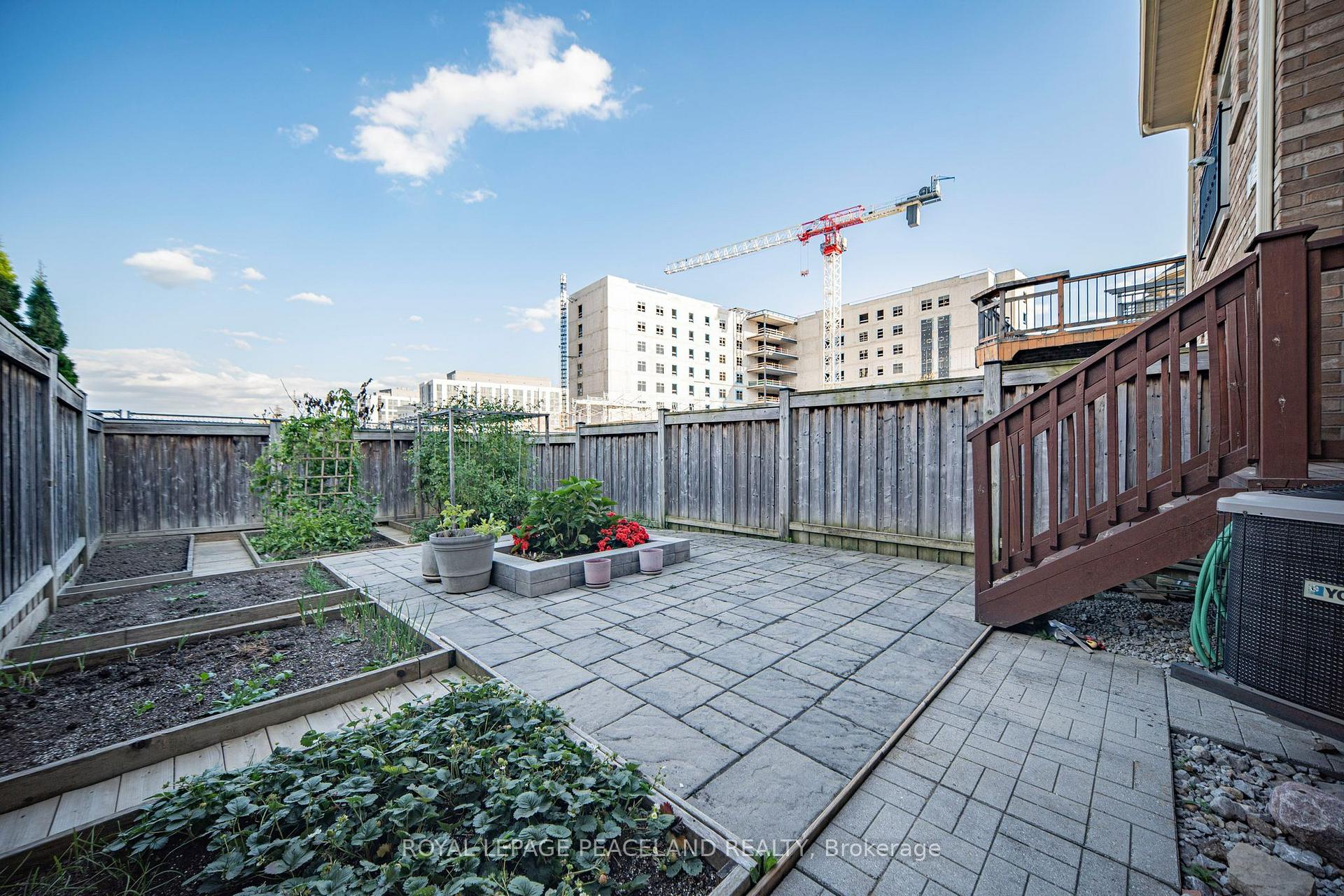 Photo 48 of 129 Lacewood Drive, Richmond Hill, Westbrook — HOMEH