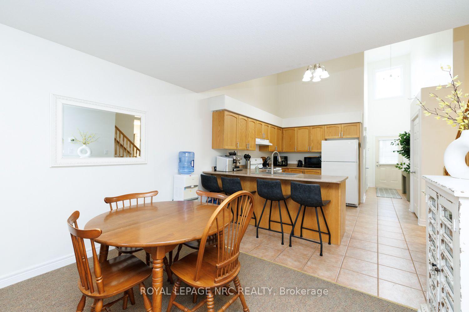 Photo 13 of 399 Autumn Crescent, Welland, West Welland — HOMEH