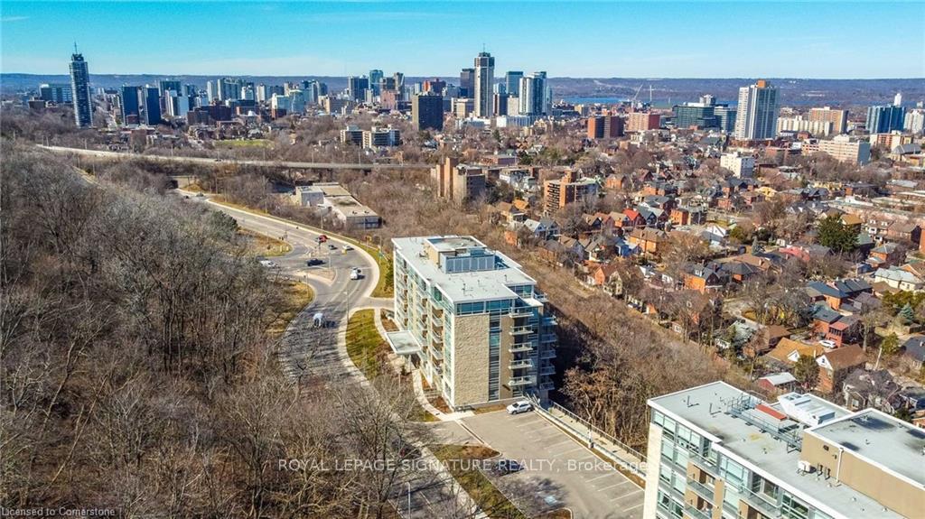 Photo 2 of Unit 402, 455 Charlton Avenue E, Hamilton, Stinson — HOMEH