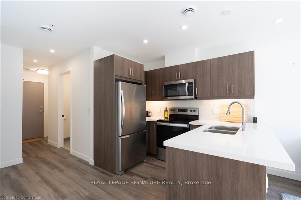 Photo 4 of Unit 402, 455 Charlton Avenue E, Hamilton, Stinson — HOMEH