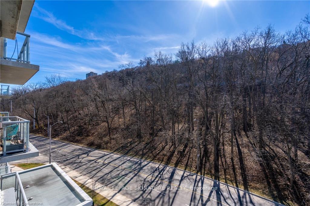 Photo 18 of Unit 402, 455 Charlton Avenue E, Hamilton, Stinson — HOMEH