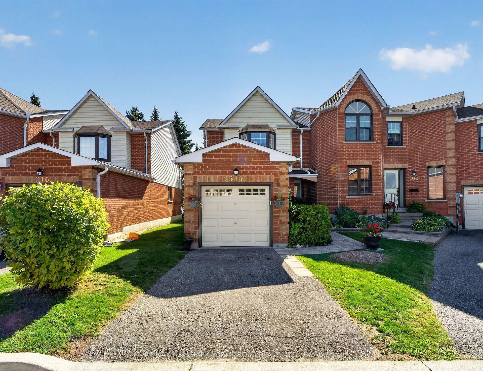 Photo of Unit 32, 315 Wilkes Court
