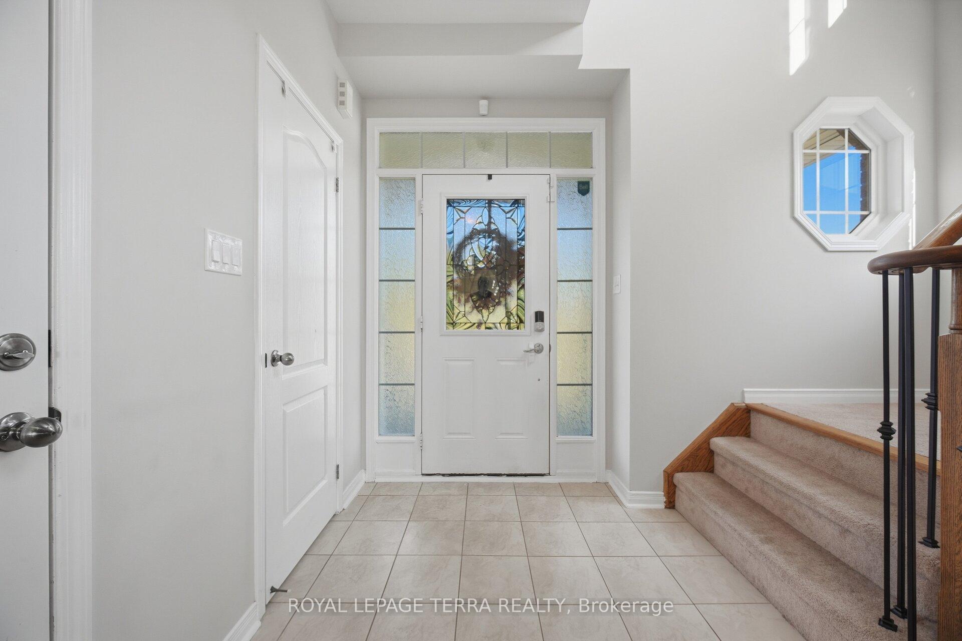 Photo 6 of 86 Edwin Carr Street, Clarington, Bowmanville — HOMEH