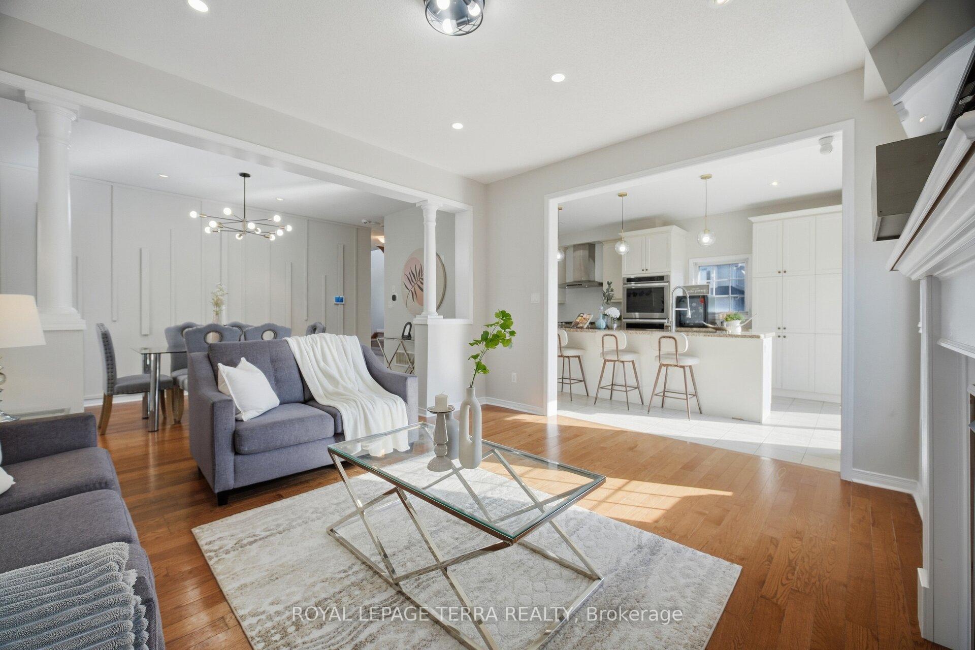 Photo 14 of 86 Edwin Carr Street, Clarington, Bowmanville — HOMEH