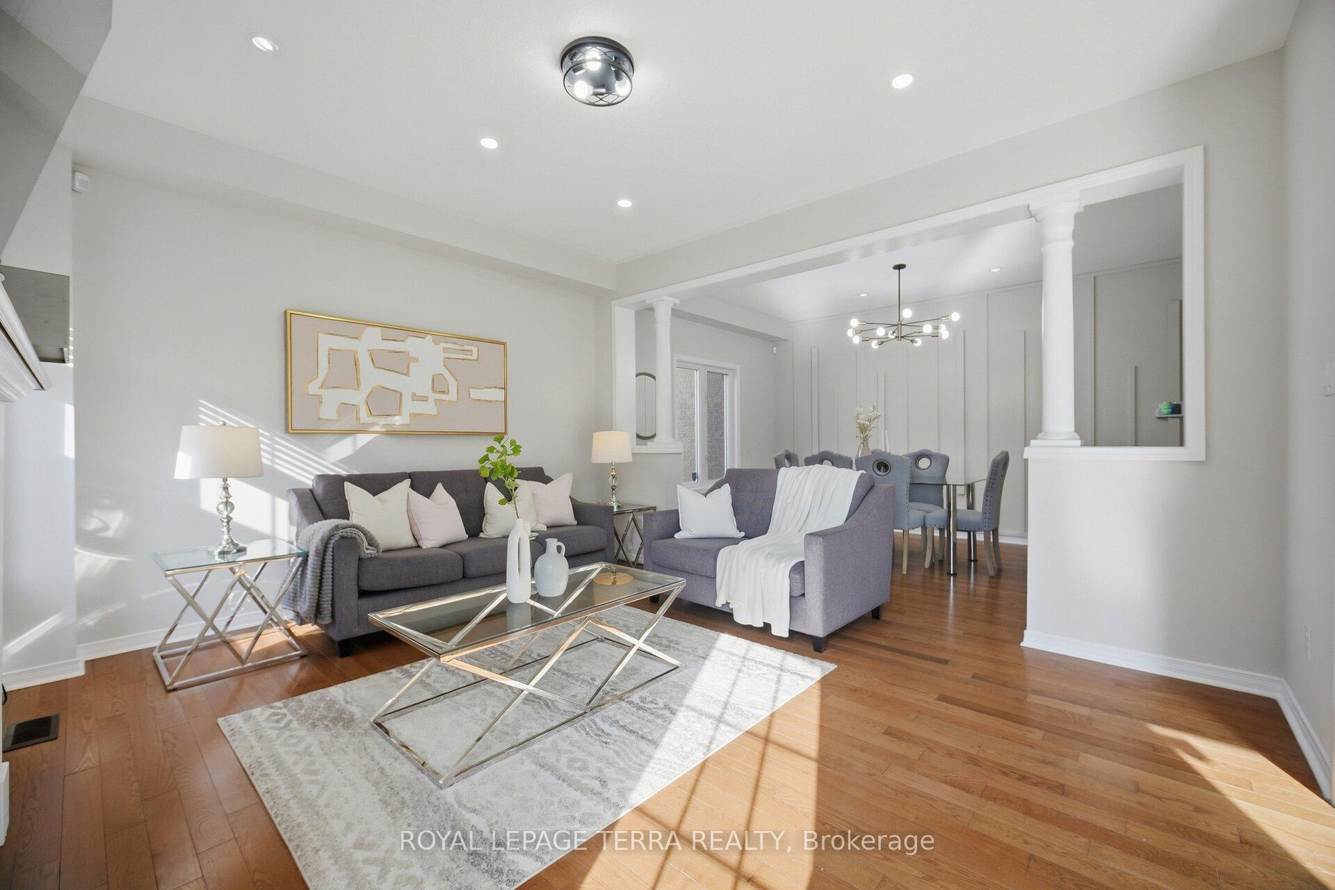 Photo 15 of 86 Edwin Carr Street, Clarington, Bowmanville — HOMEH