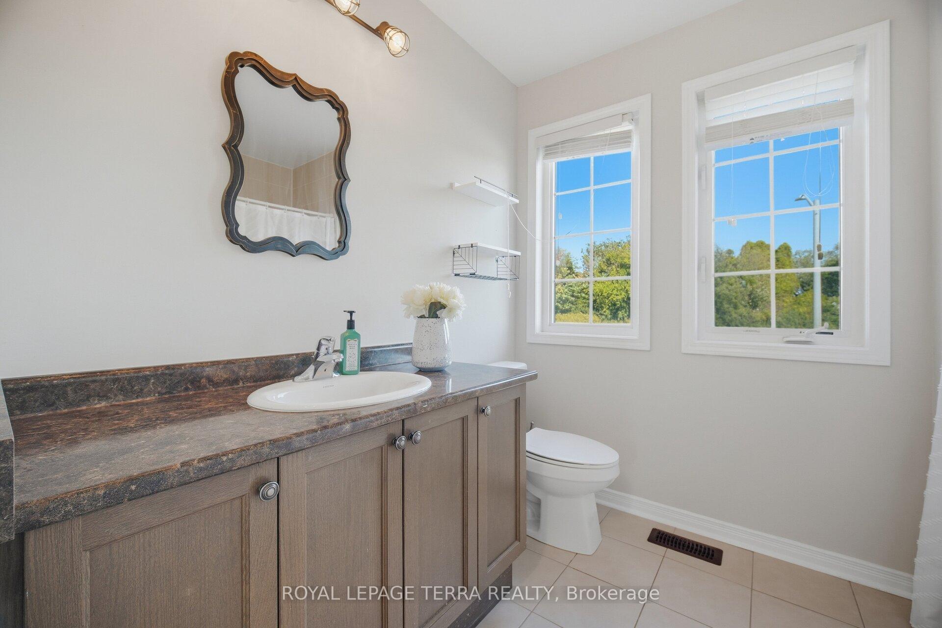 Photo 33 of 86 Edwin Carr Street, Clarington, Bowmanville — HOMEH