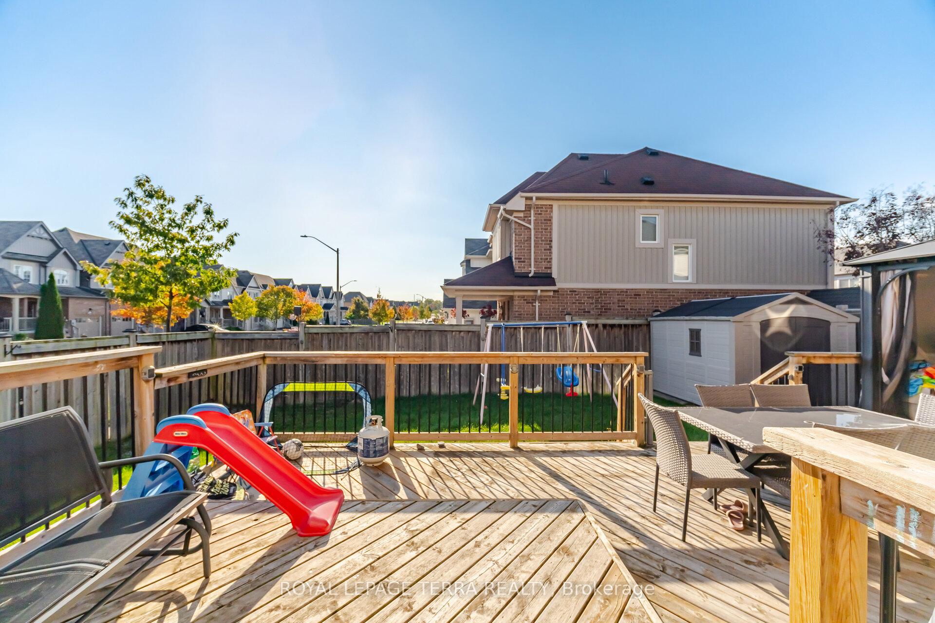 Photo 35 of 86 Edwin Carr Street, Clarington, Bowmanville — HOMEH