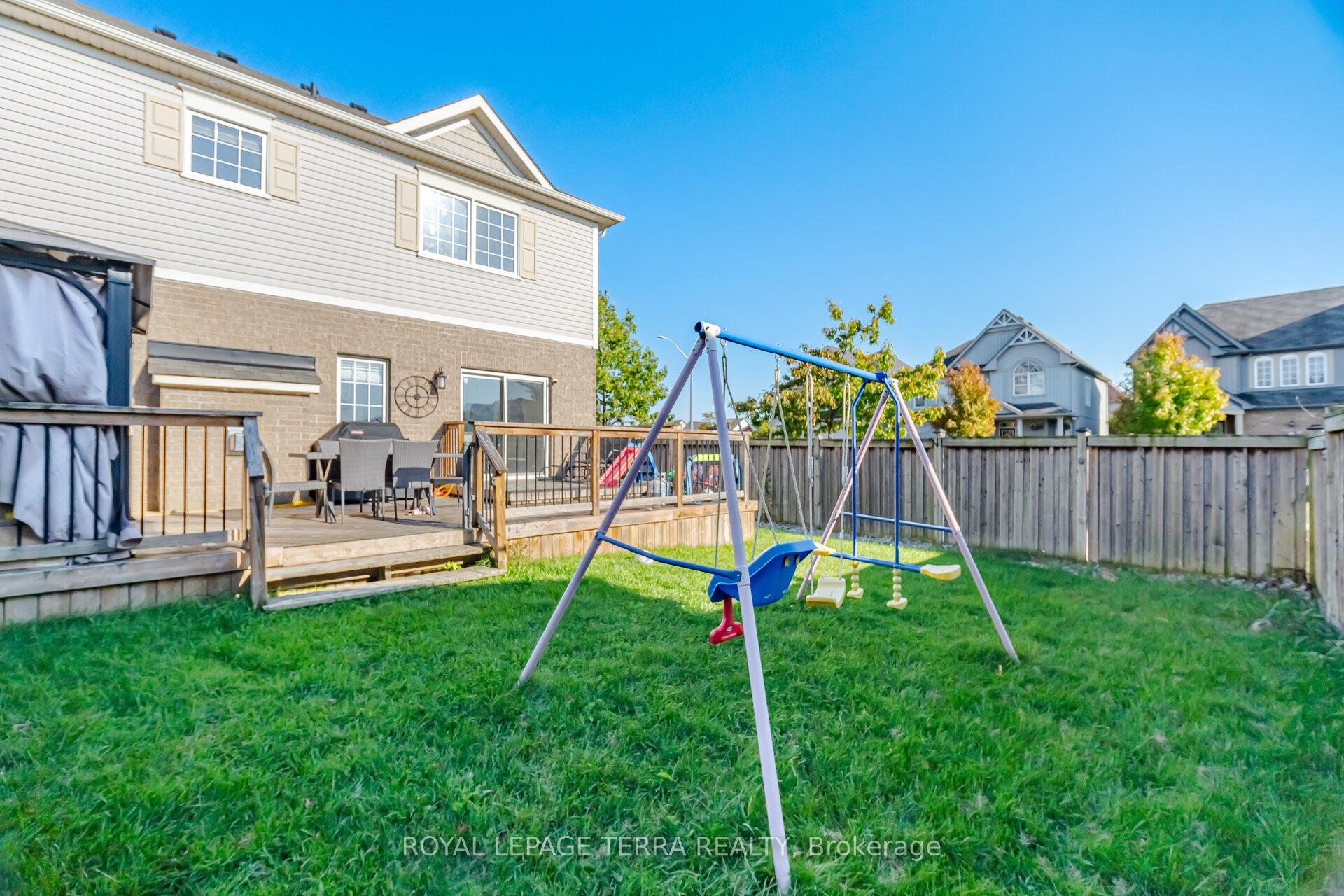 Photo 41 of 86 Edwin Carr Street, Clarington, Bowmanville — HOMEH
