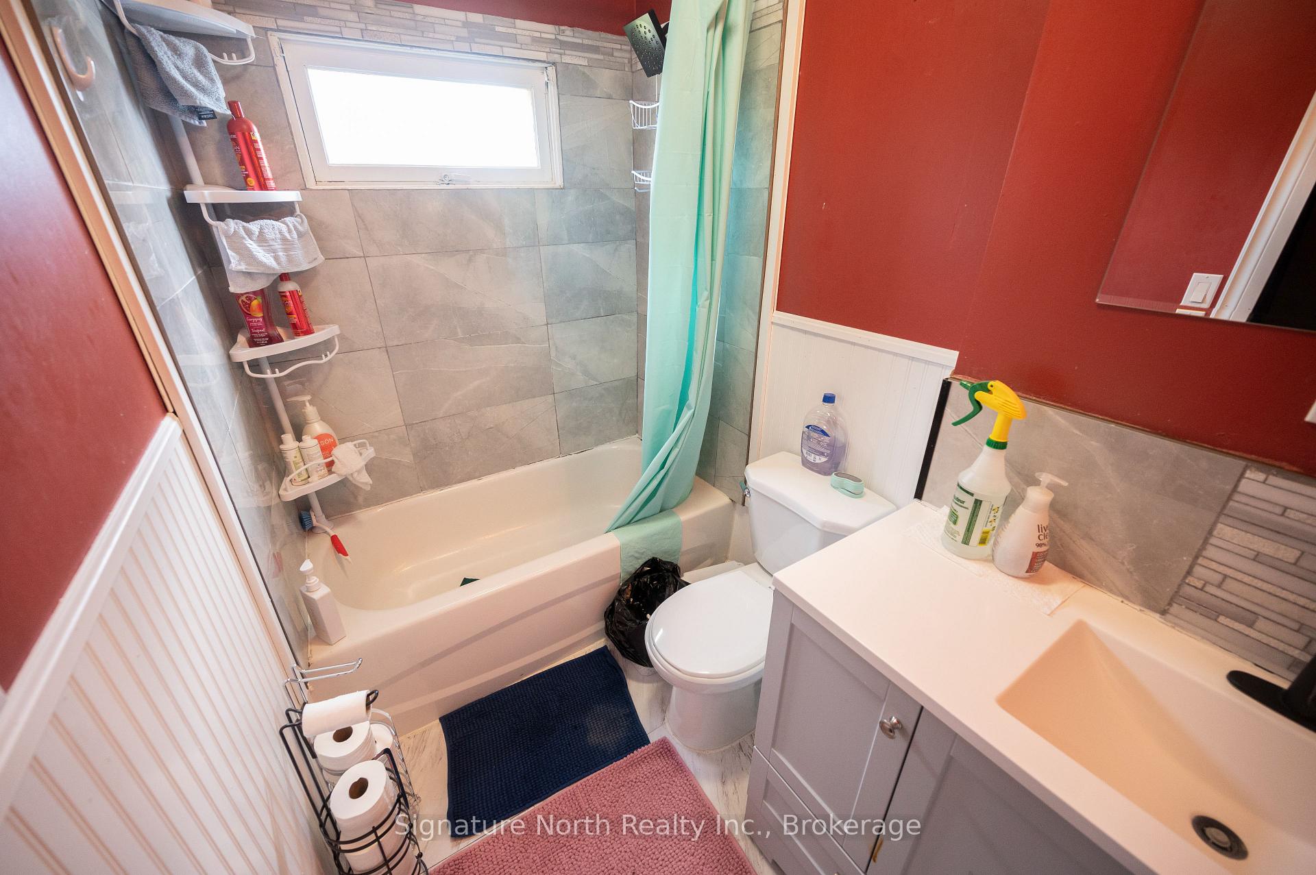 Photo 21 of 114 Caroline Street, Thunder Bay, Green Acres — HOMEH