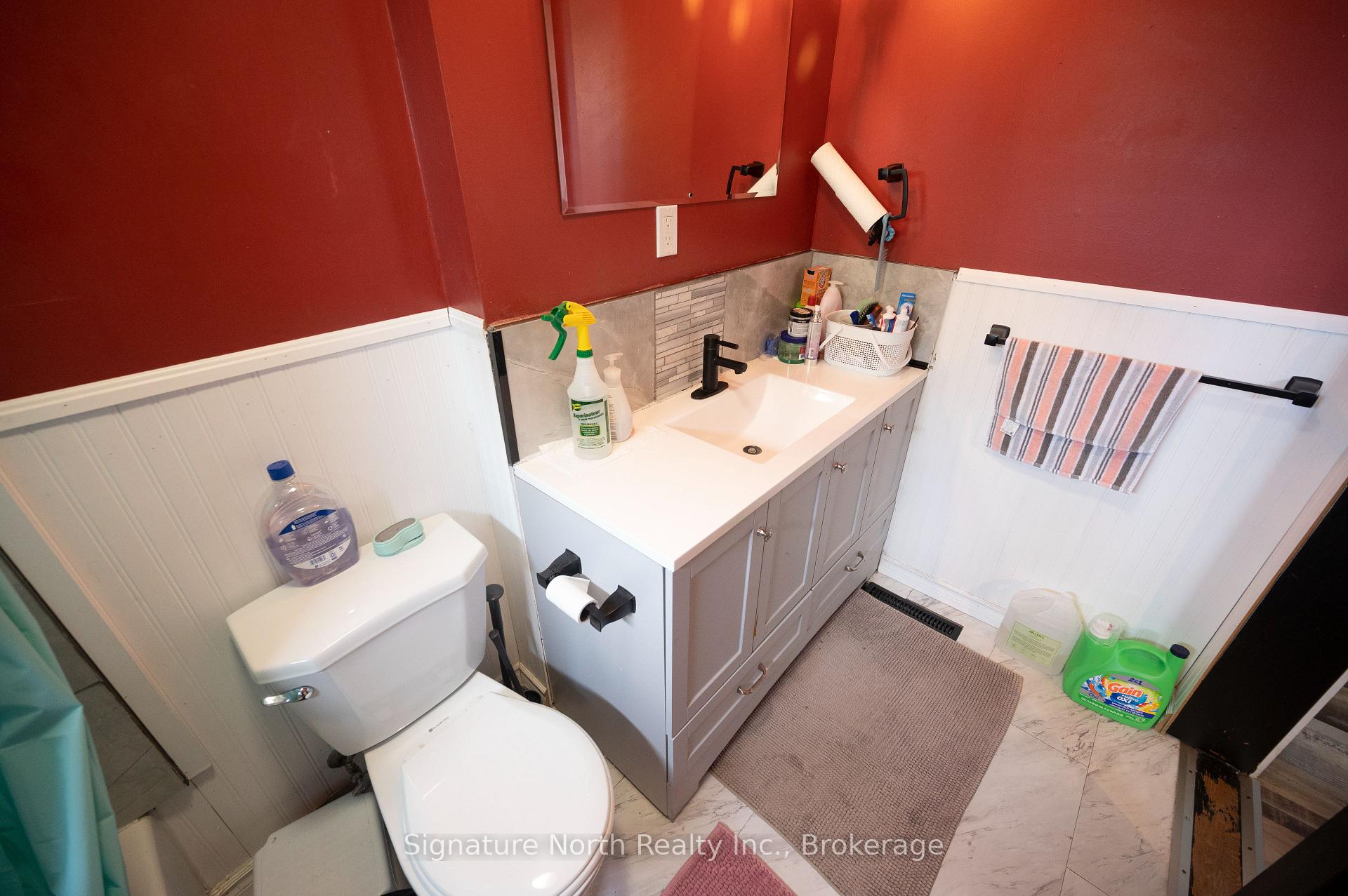 Photo 24 of 114 Caroline Street, Thunder Bay, Green Acres — HOMEH