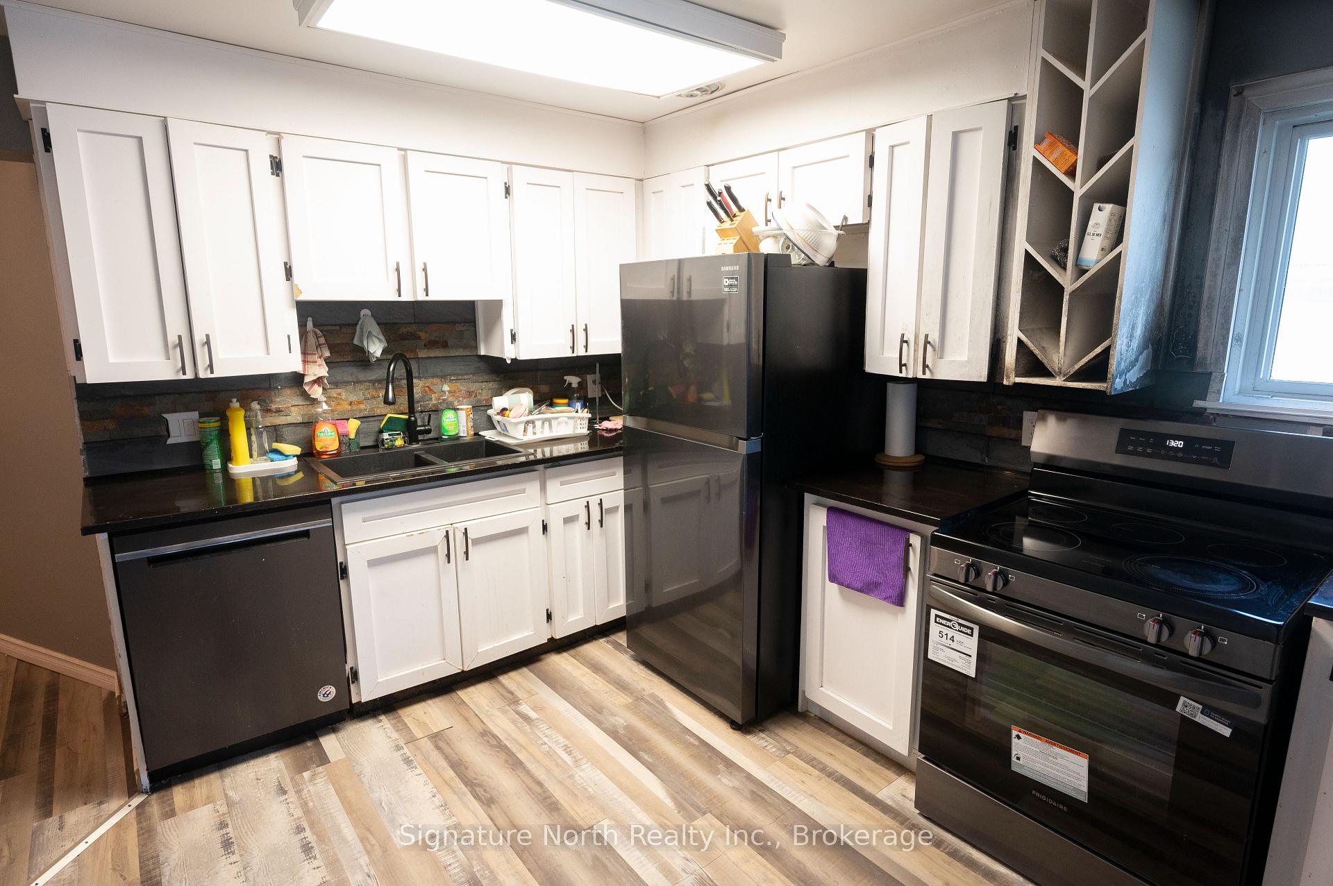 Photo 25 of 114 Caroline Street, Thunder Bay, Green Acres — HOMEH