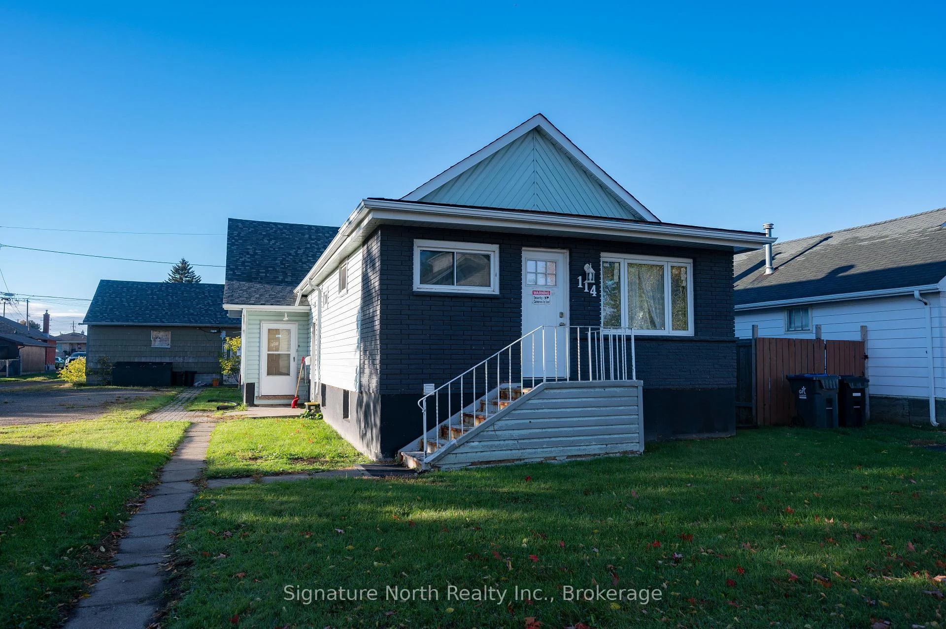 Photo 3 of 114 Caroline Street, Thunder Bay, Green Acres — HOMEH