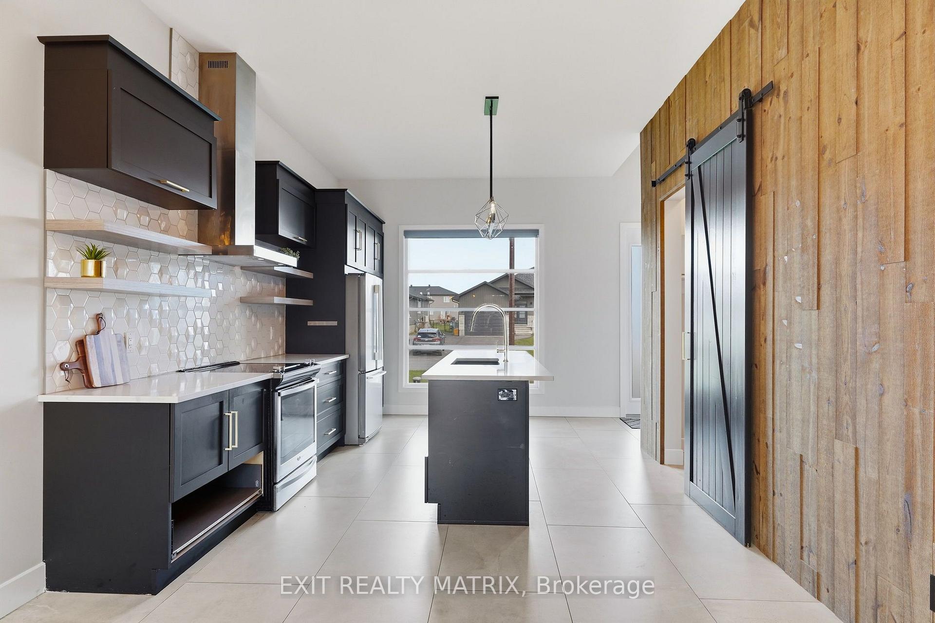 Photo 10 of 64 Adam Street, The Nation, The Nation Municipality — HOMEH