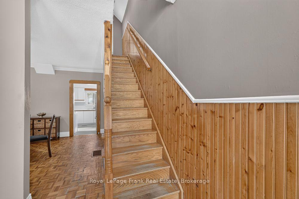 Photo 3 of 72 Twenty Second Street, Etobicoke, Long Branch — HOMEH