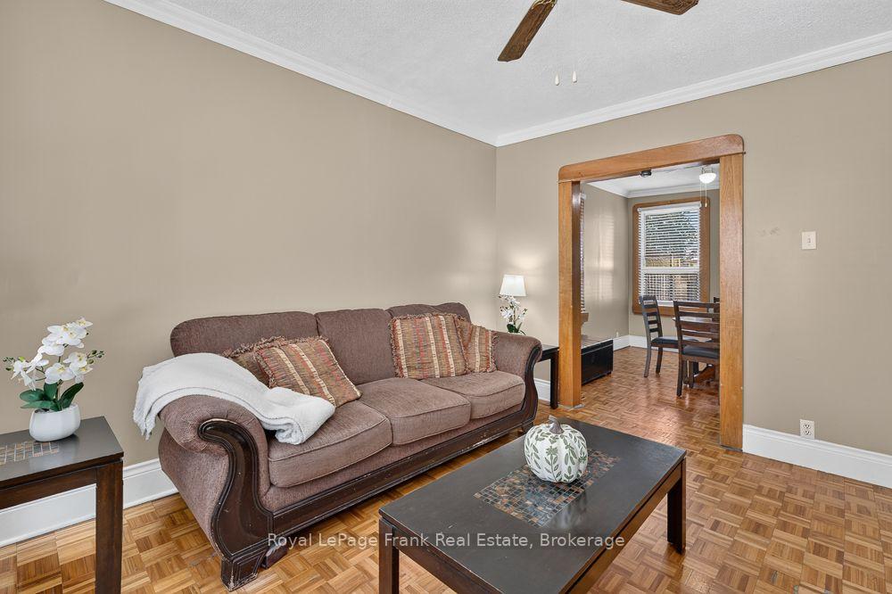 Photo 6 of 72 Twenty Second Street, Etobicoke, Long Branch — HOMEH