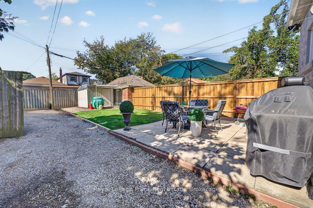 Photo 23 of 72 Twenty Second Street, Etobicoke, Long Branch — HOMEH