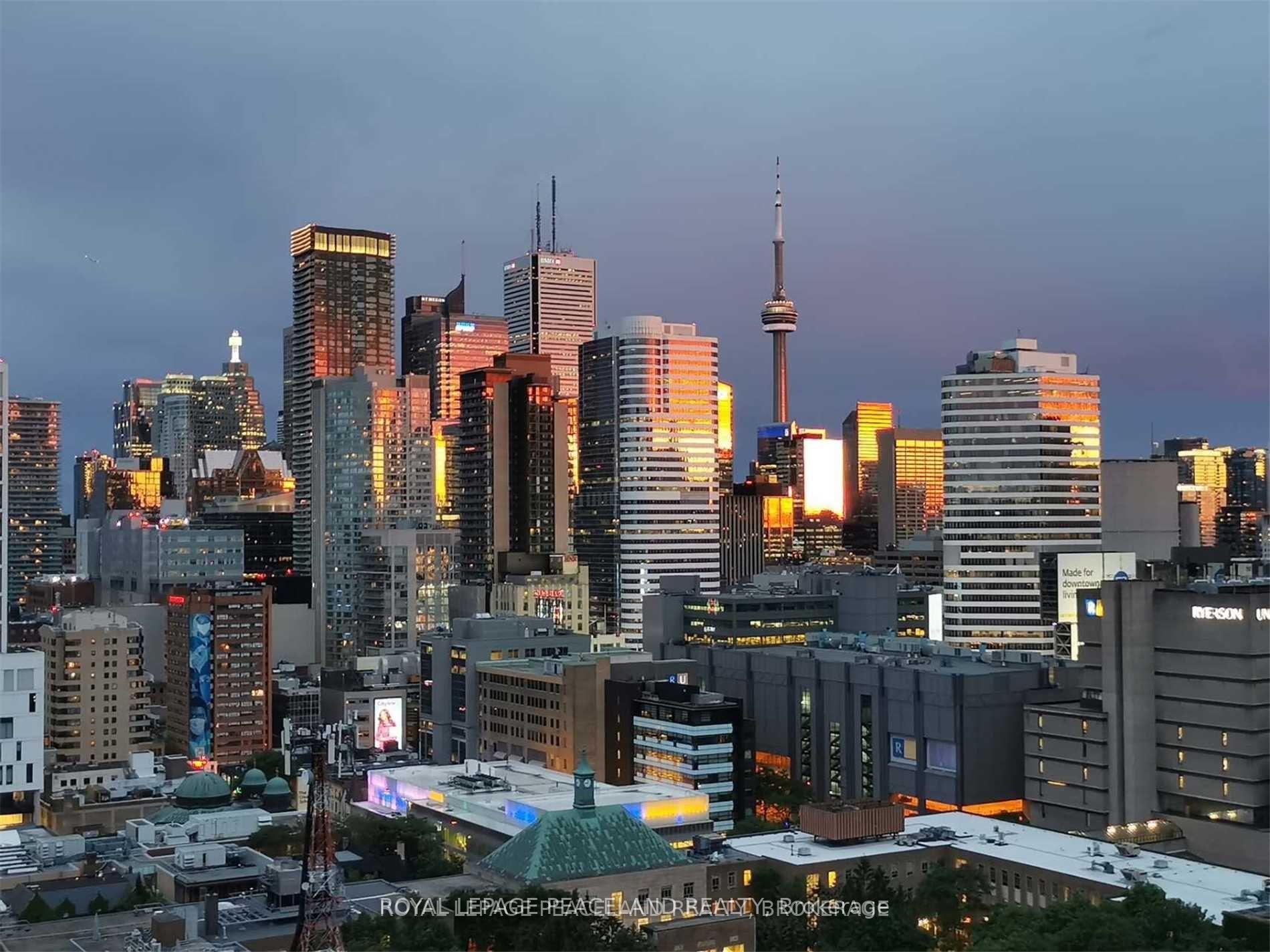 Photo 2 of Unit 2010, 89 Mcgill Street, Toronto, Church-Yonge Corridor — HOMEH