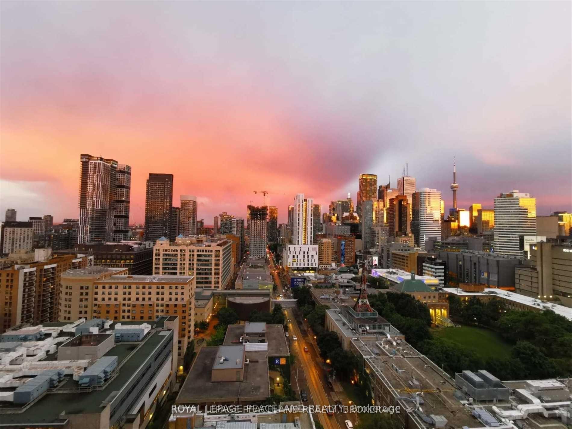 Photo 4 of Unit 2010, 89 Mcgill Street, Toronto, Church-Yonge Corridor — HOMEH