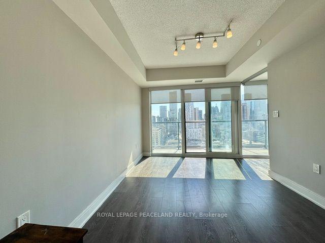 Photo 7 of Unit 2010, 89 Mcgill Street, Toronto, Church-Yonge Corridor — HOMEH
