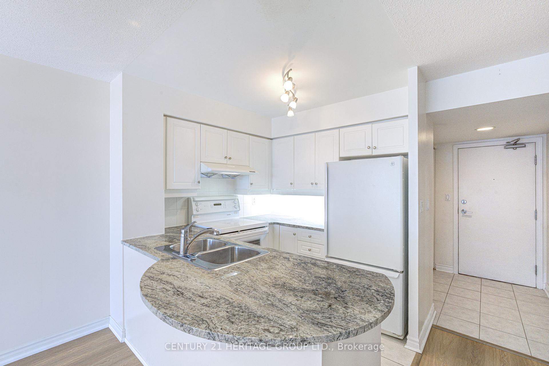 Photo 15 of Unit 610, 2 Rean Drive, North York, Bayview Village — HOMEH