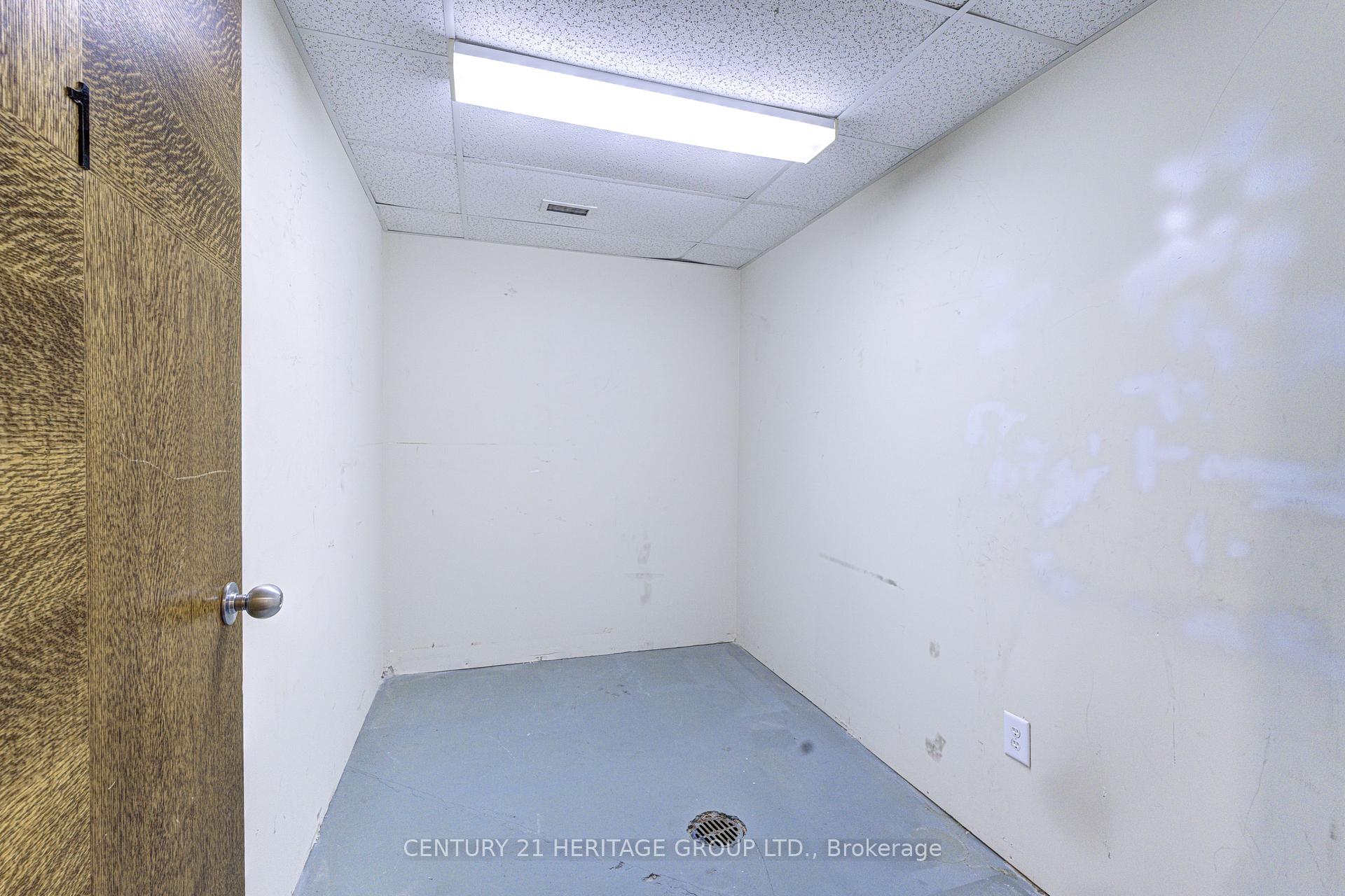 Photo 42 of Unit 610, 2 Rean Drive, North York, Bayview Village — HOMEH