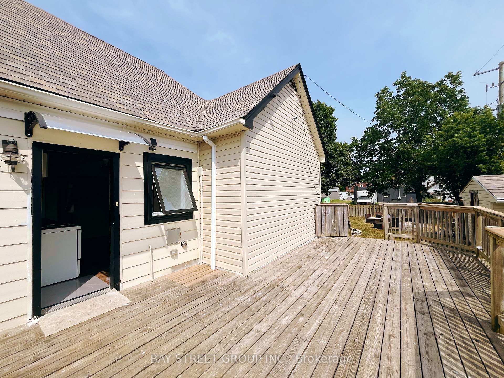 Photo of Unit Rear, 70 Courtwright Street